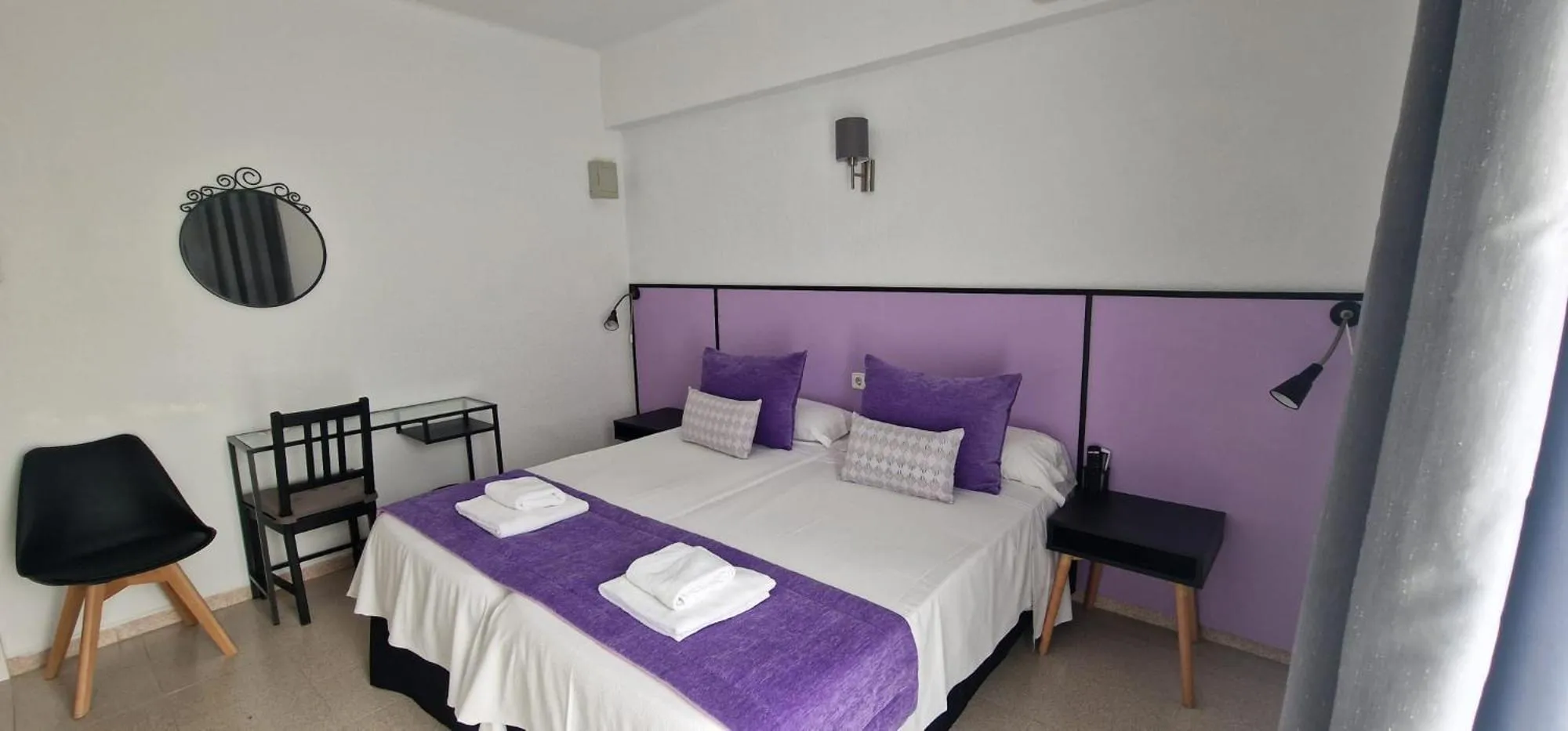 Photo of the whole room, Bed in Hotel Teide