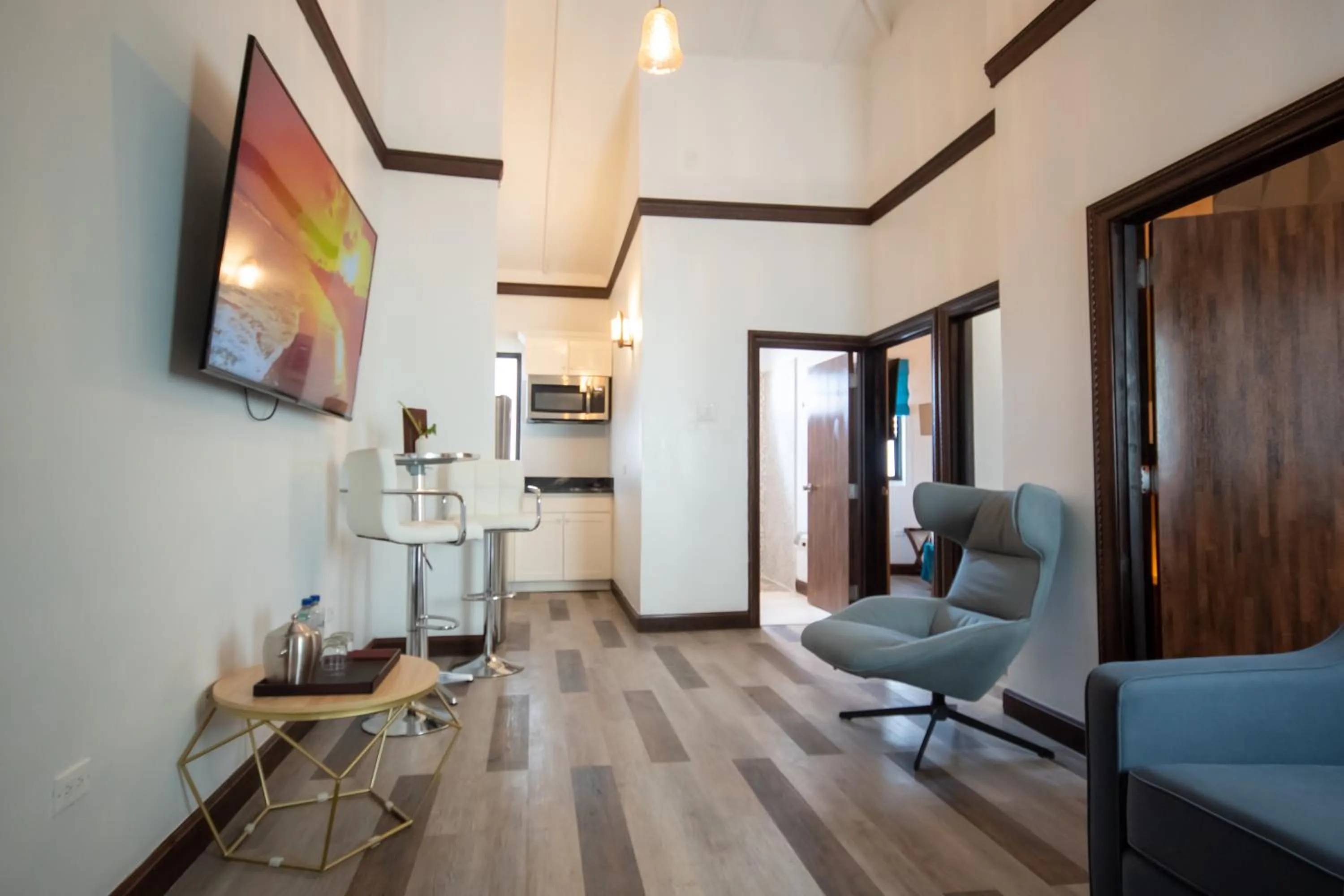 TV and multimedia in Sago Palm Hotel