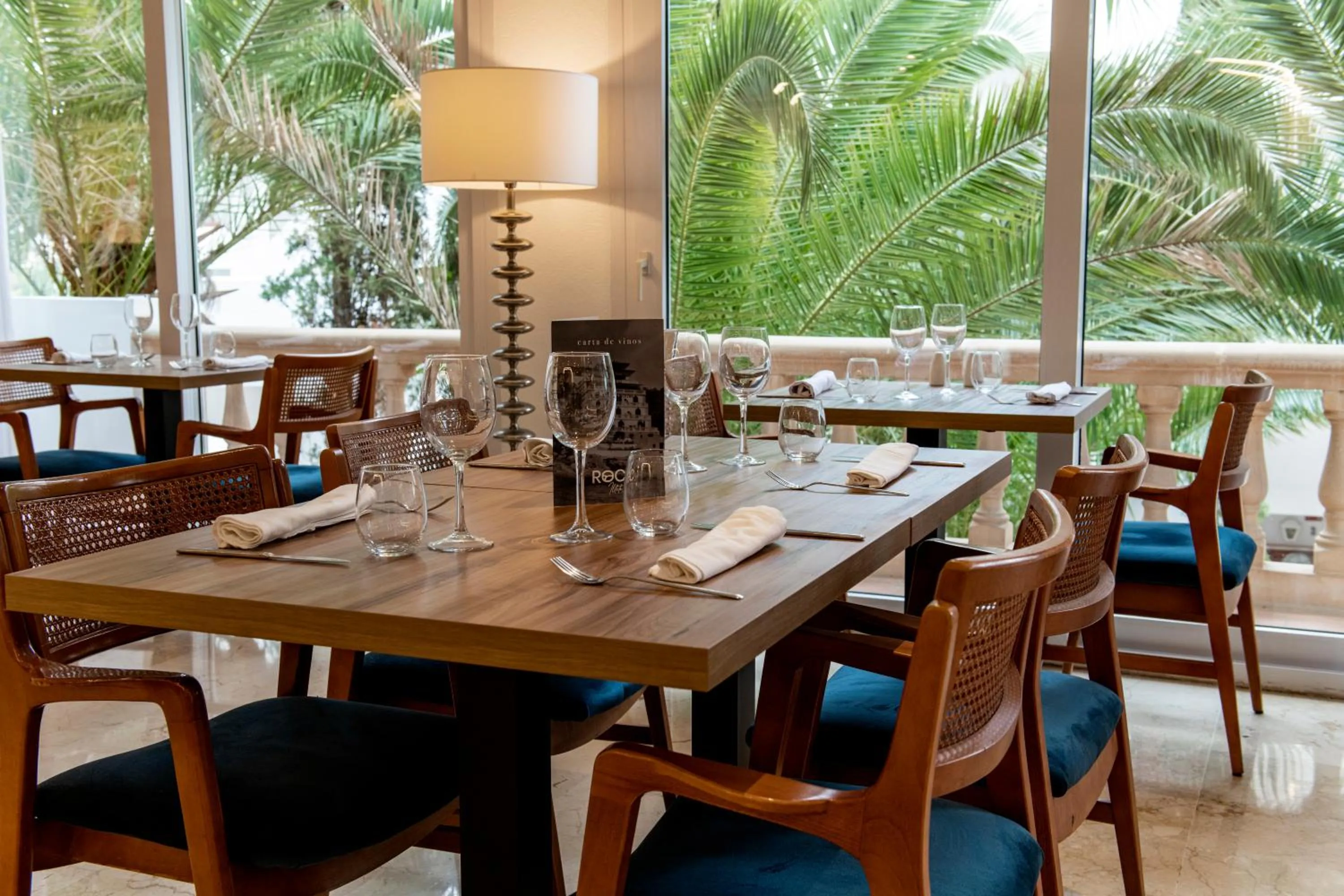 Restaurant/places to eat in Hotel ROC Illetas & SPA