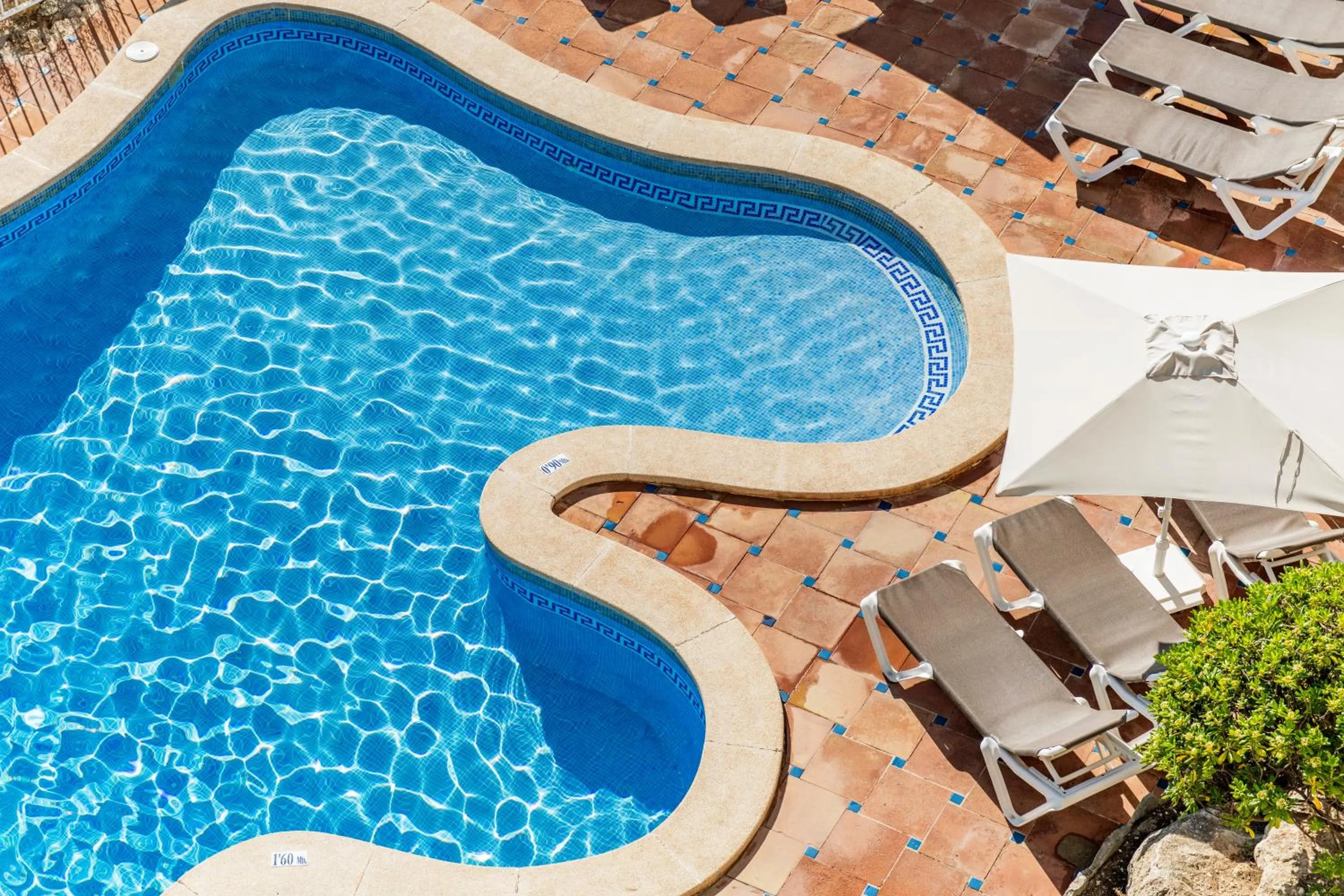 Swimming pool in Hotel ROC Illetas & SPA