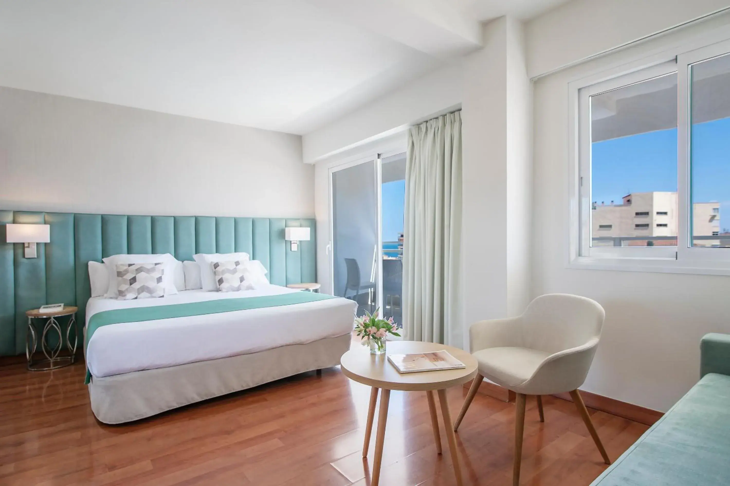 Junior Suite with Sea View in Hotel Costa Málaga - Adults Recommended - by Pierre & Vacances Junior Suite with Sea View in Hotel Costa Málaga - Adults Recommended - by Pierre & Vacances