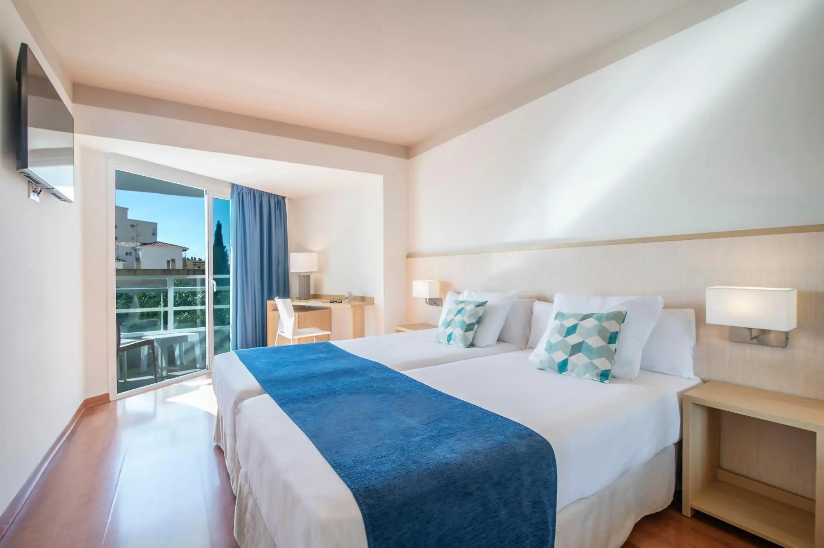 Double in Hotel Costa Málaga - Adults Recommended - by Pierre & Vacances Double in Hotel Costa Málaga - Adults Recommended - by Pierre & Vacances