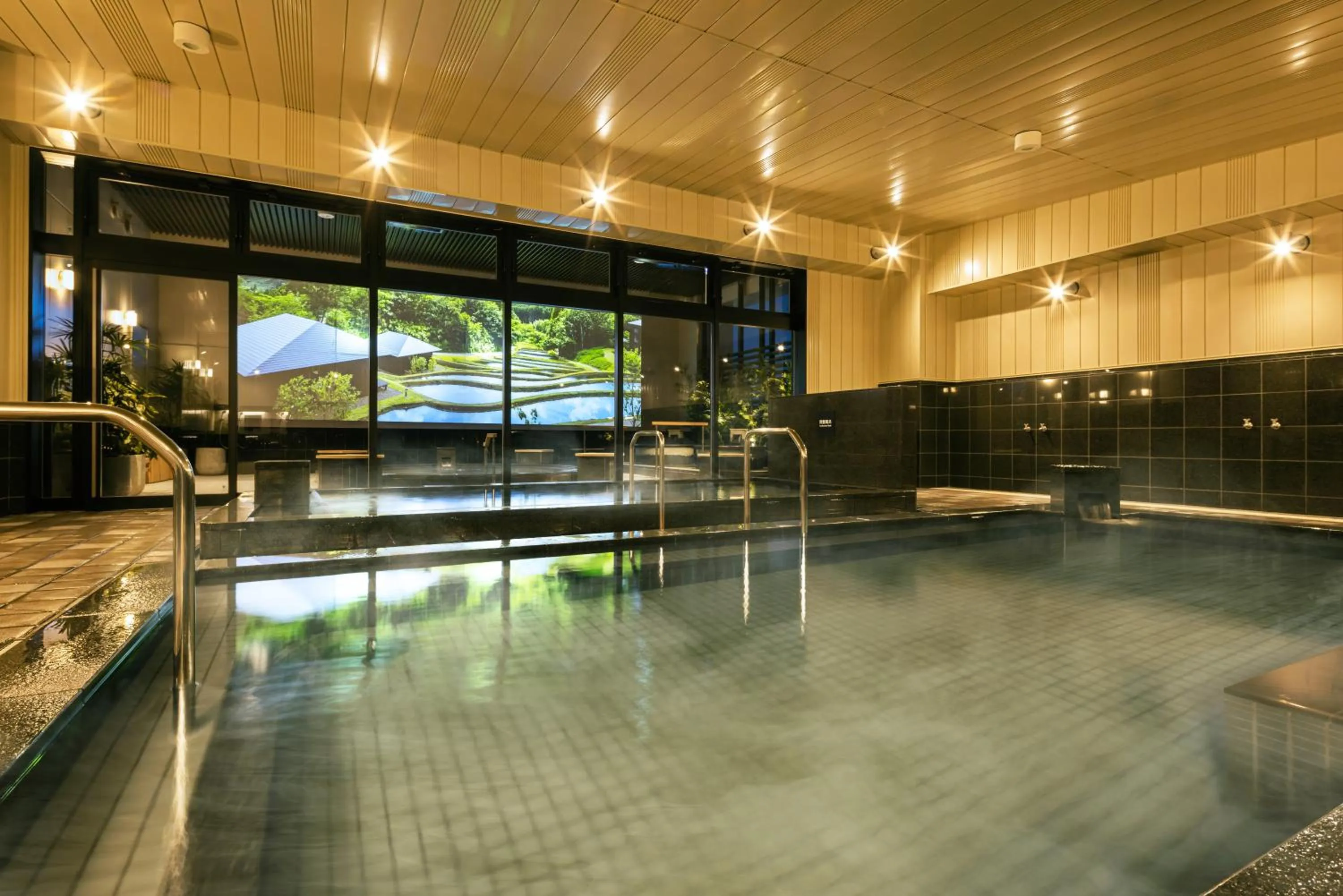 Hot Tub in OMO Kansai Airport by Hoshino Resorts