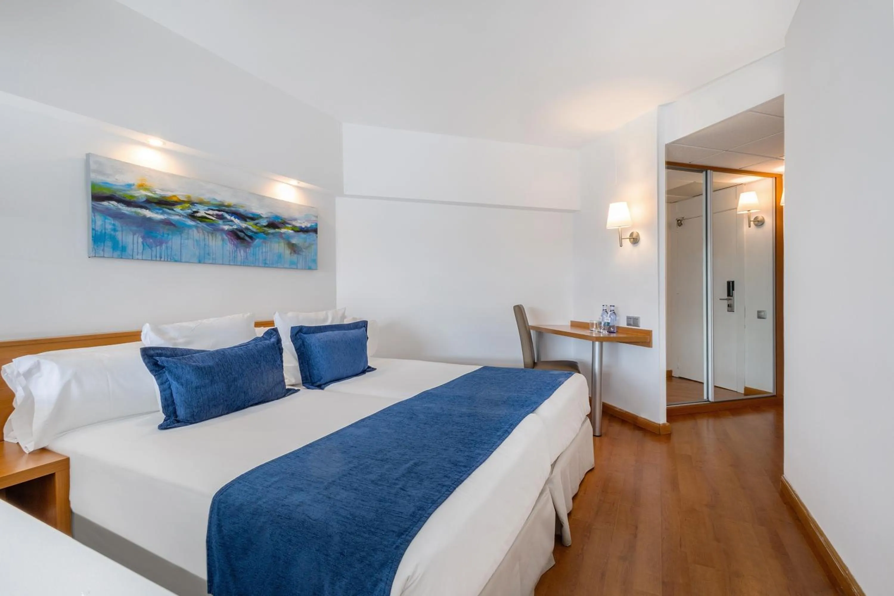 Bed in Aluasun Lago Rojo - Adults recommended