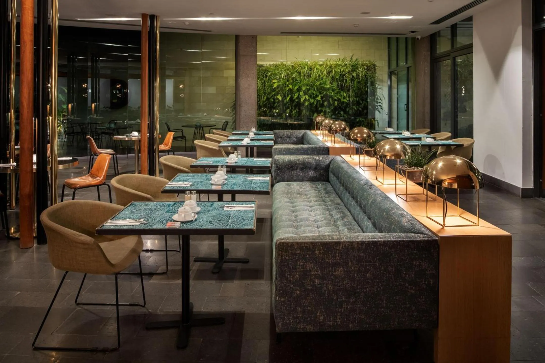 Restaurant/places to eat in Salobre Hotel Resort & Serenity