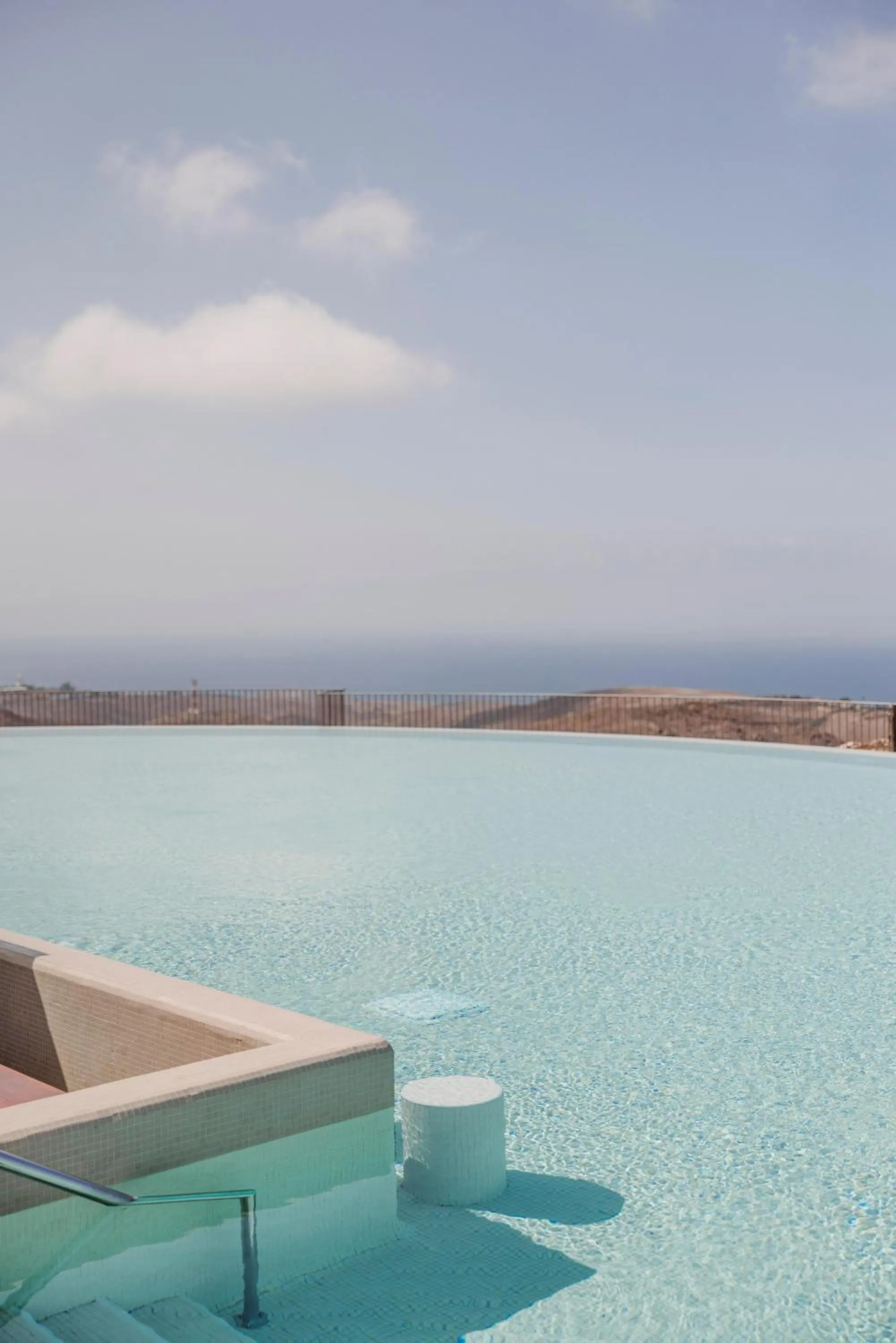 Swimming pool in Salobre Hotel Resort & Serenity