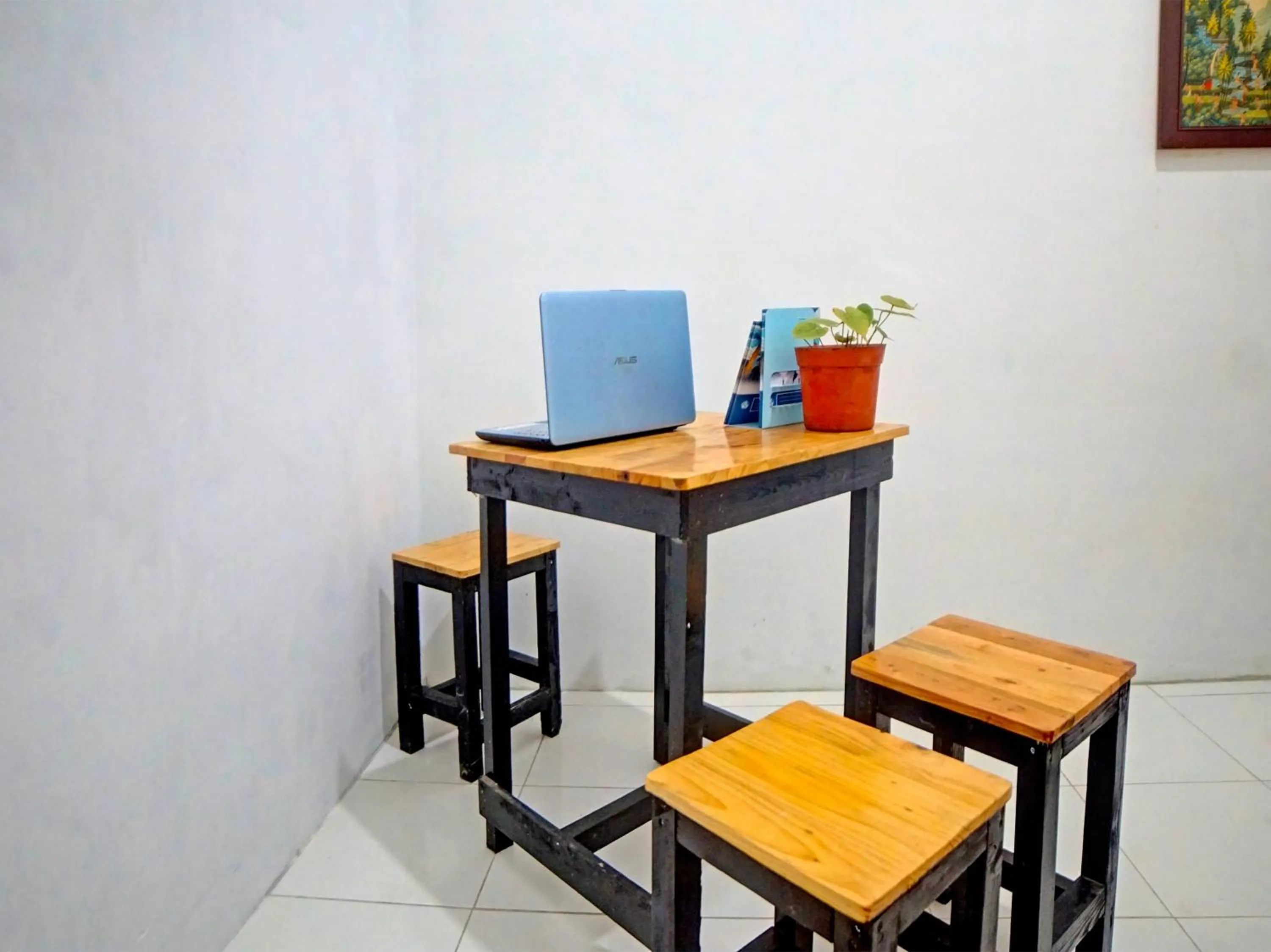 Lobby or reception in Hotel O La Khansa Homestay Syariah