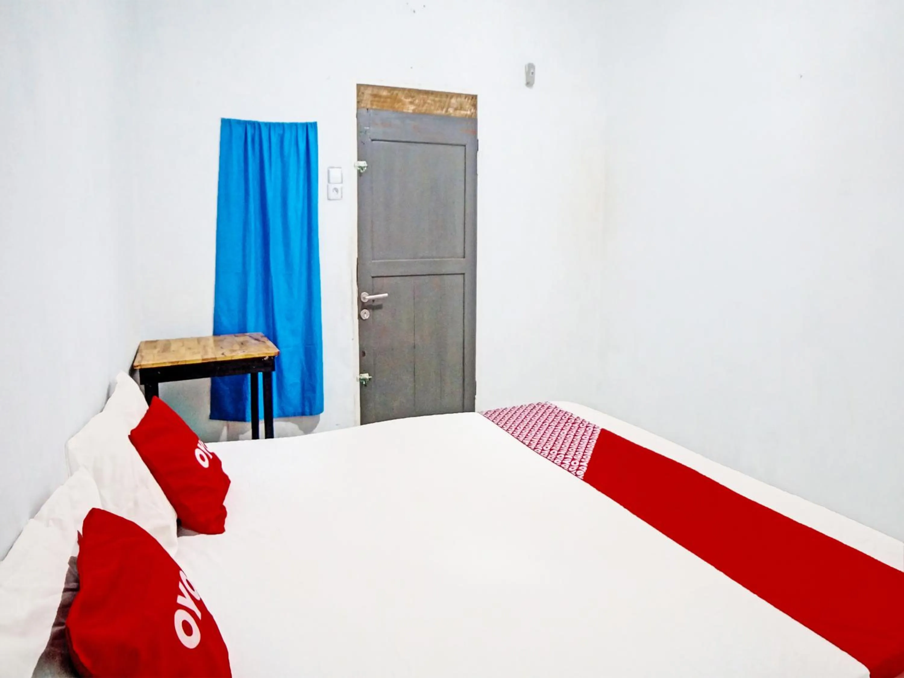 Bedroom, Bed in Hotel O La Khansa Homestay Syariah