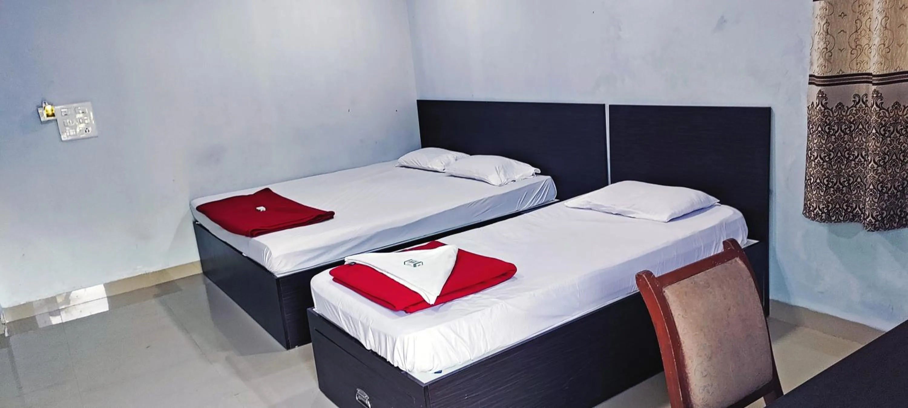 Bedroom in Hotel Keerthi