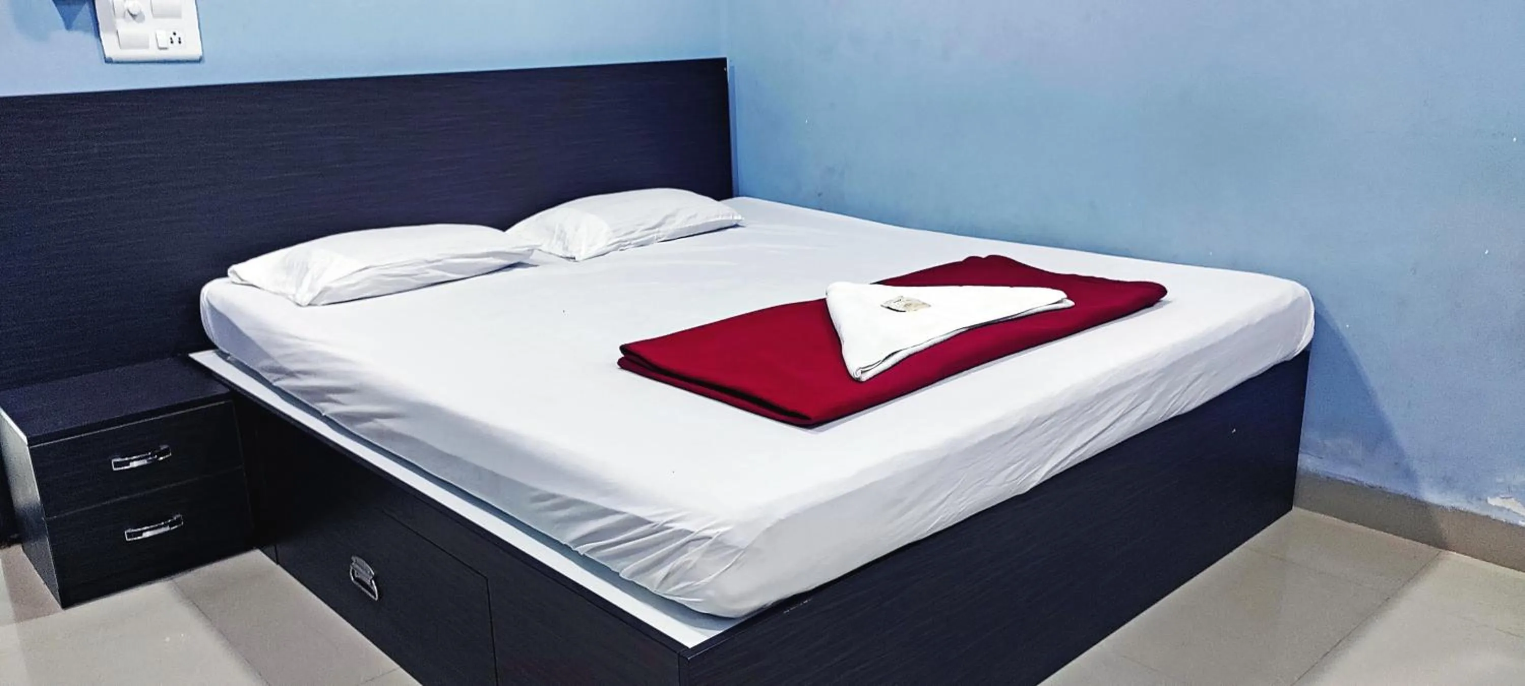 Bedroom in Hotel Keerthi