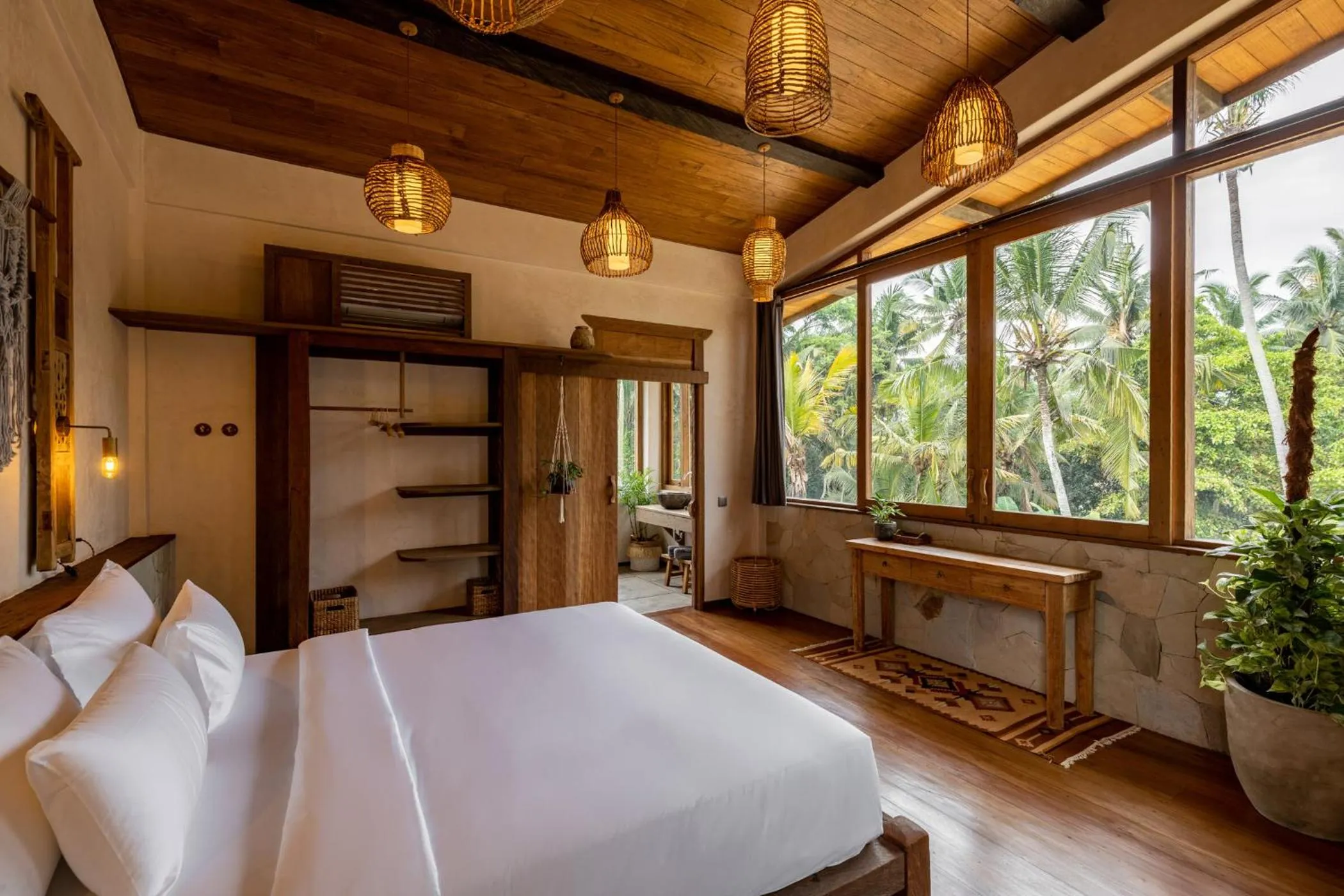 Bed in Casa Pohon Ubud