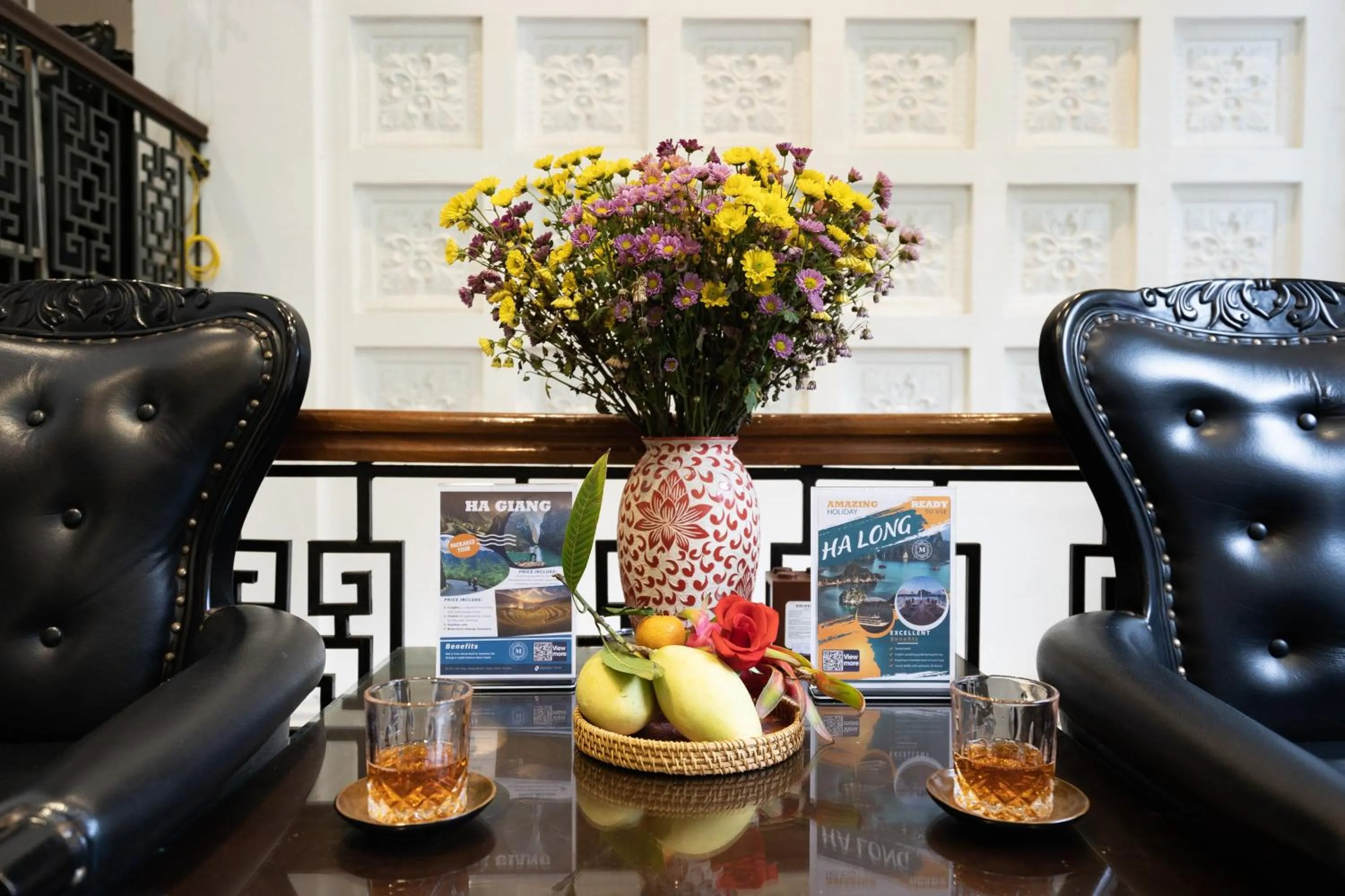 concierge in Hanoi Memory Premier Hotel & Spa