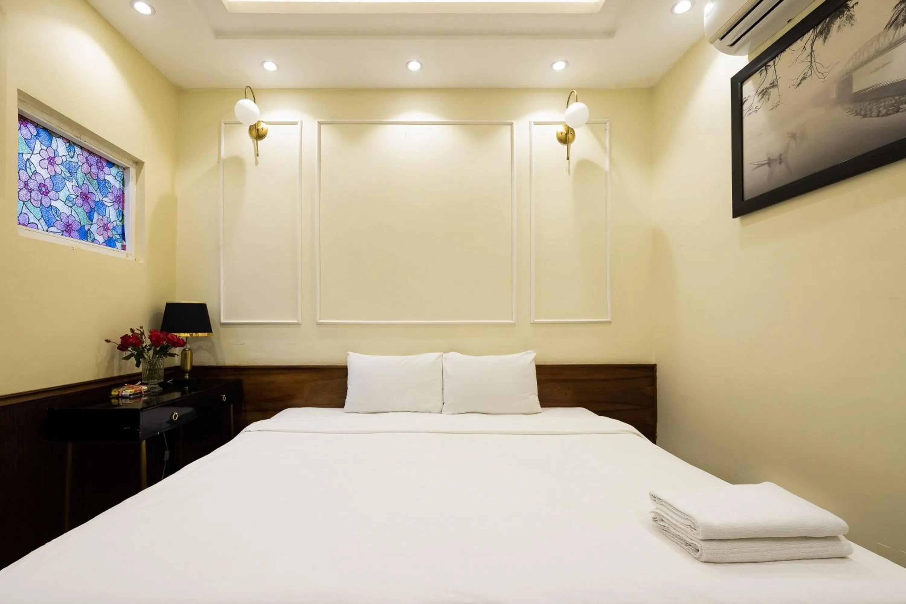 Bed in Hanoi Memory Premier Hotel & Spa