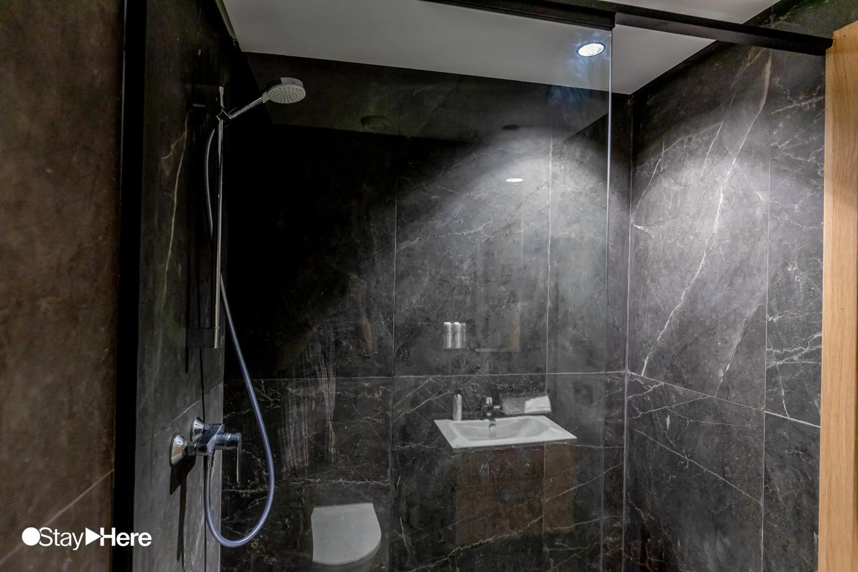 Shower in Stayhere Casablanca - Gauthier 1 - Modern Residence