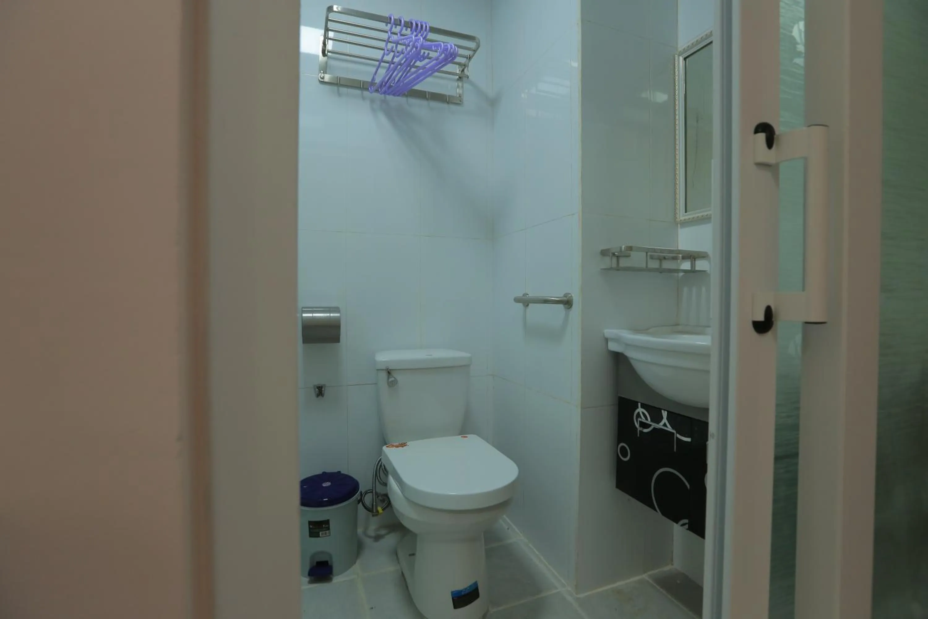 Toilet in RUJIA Condotel Corp.