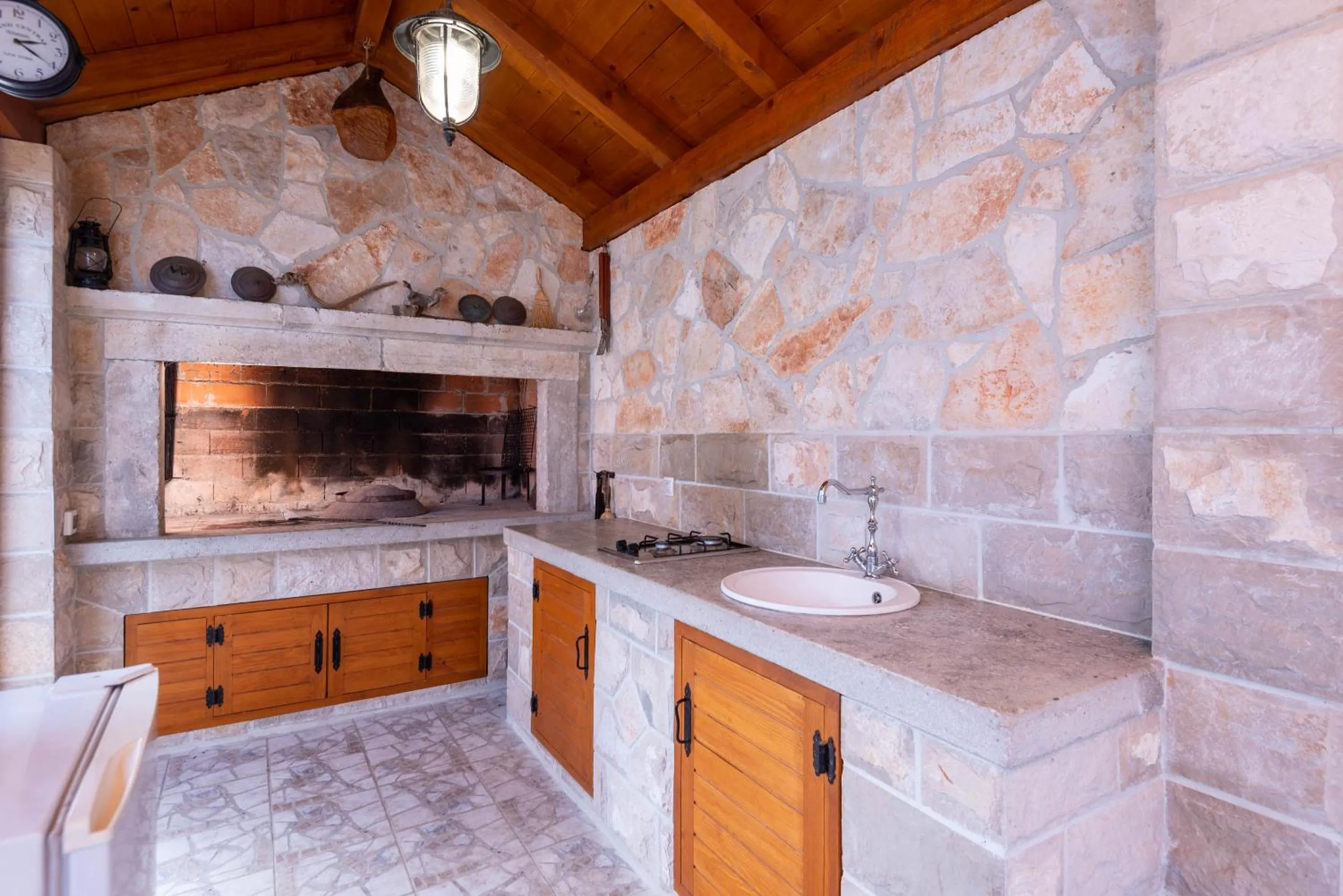 BBQ facilities in Apartments Ivana