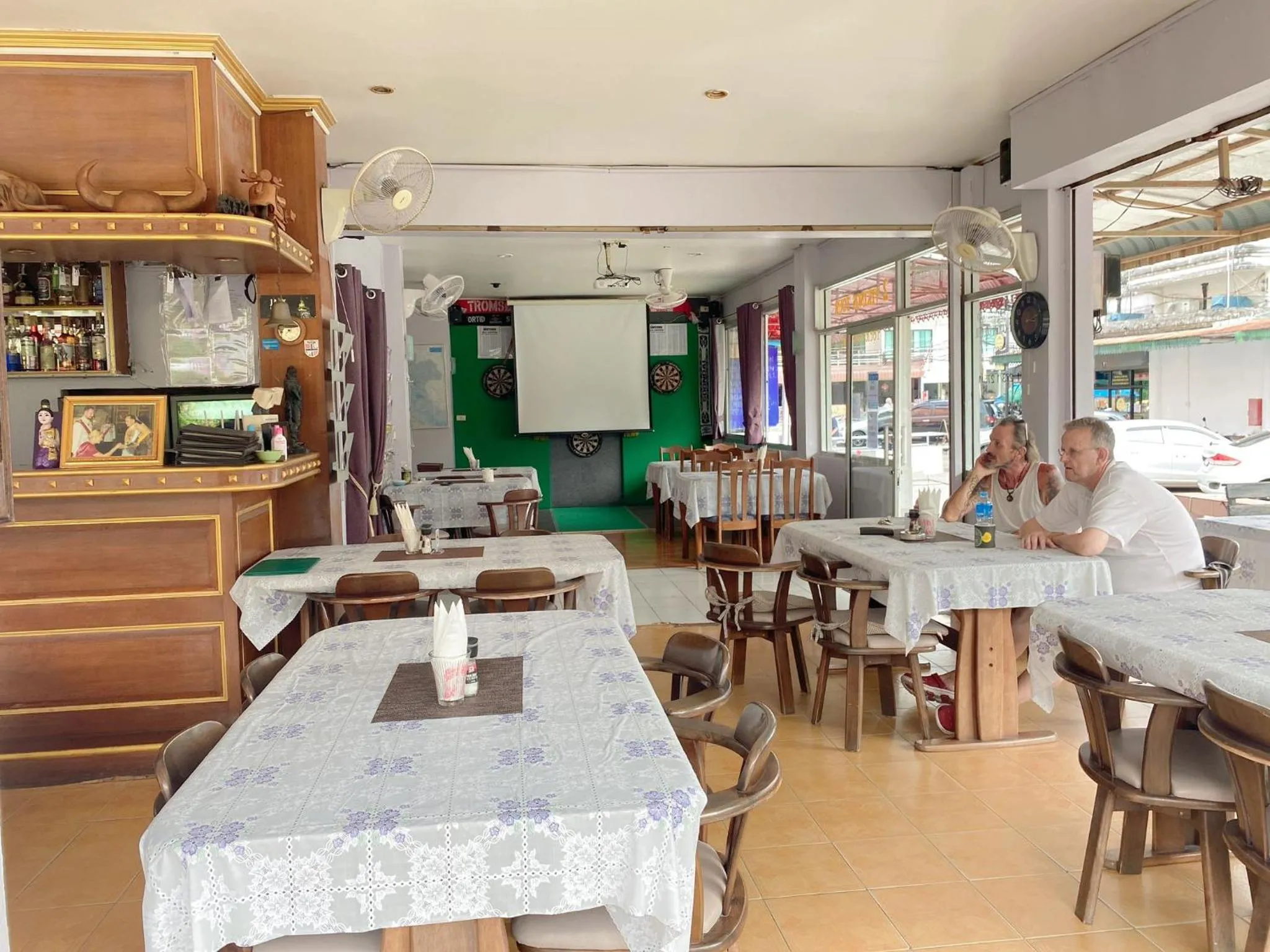 2 Vikings Guesthouse