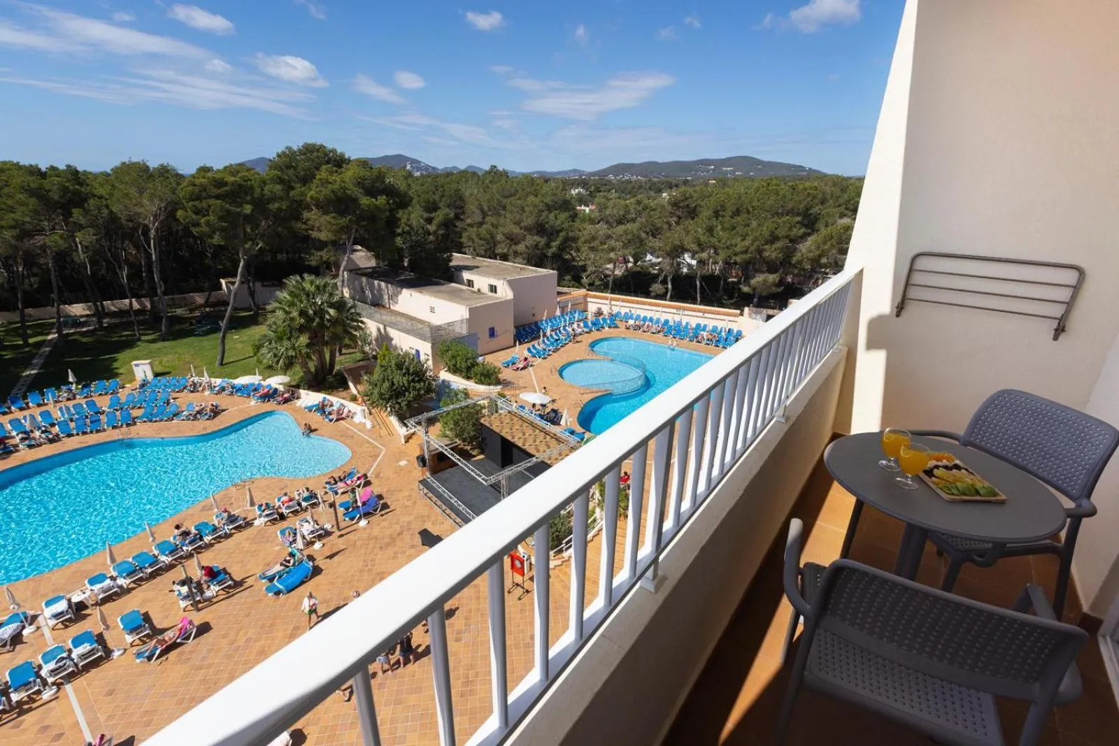 Photo of the whole room in Invisa Ereso All Inclusive