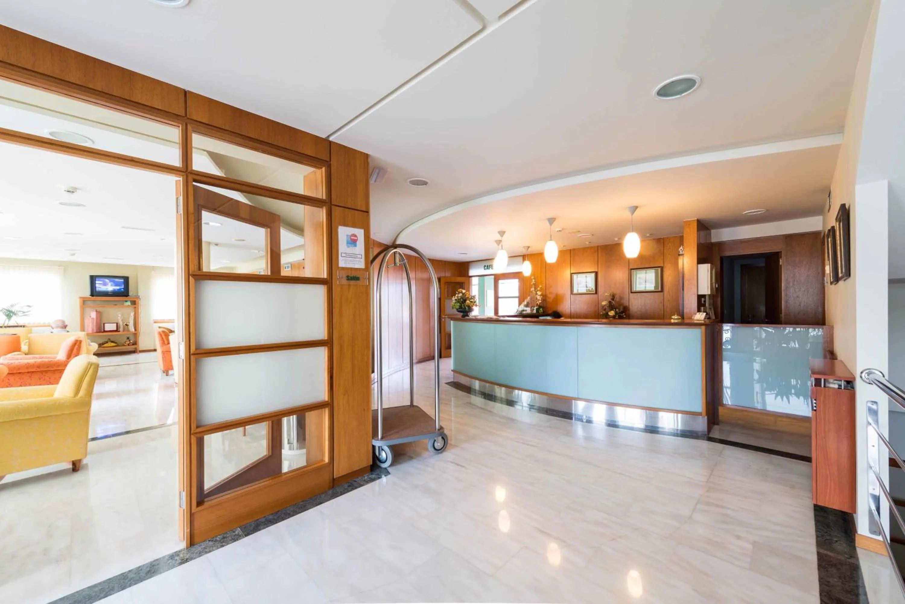 Lobby or reception in Hotel Troncoso