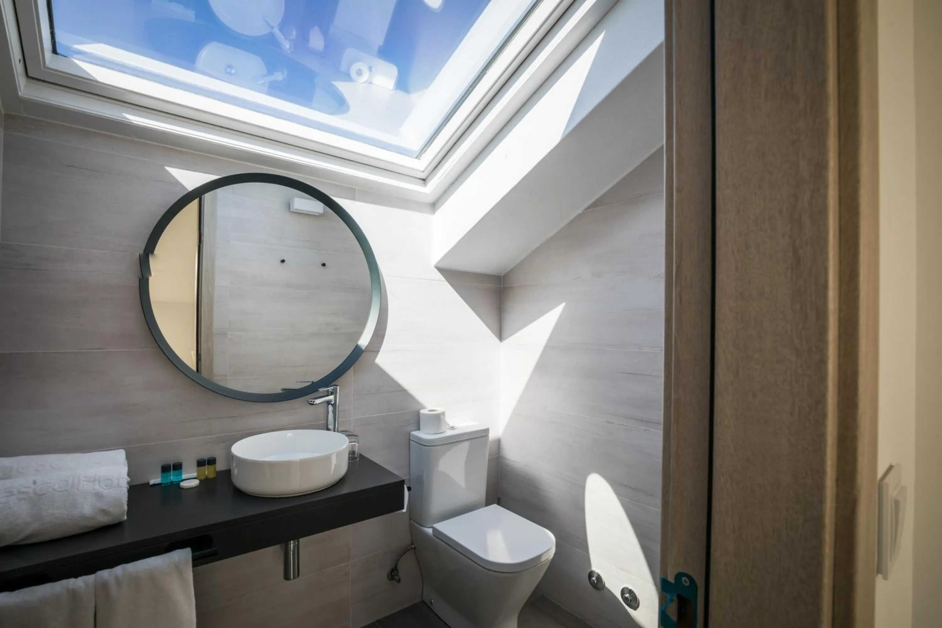 Bathroom in Hotel Pombal Rooms