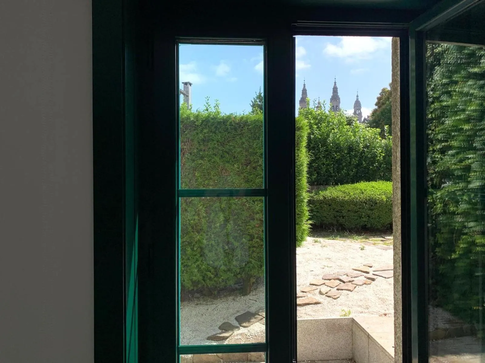 Garden view in Hotel Pombal Rooms