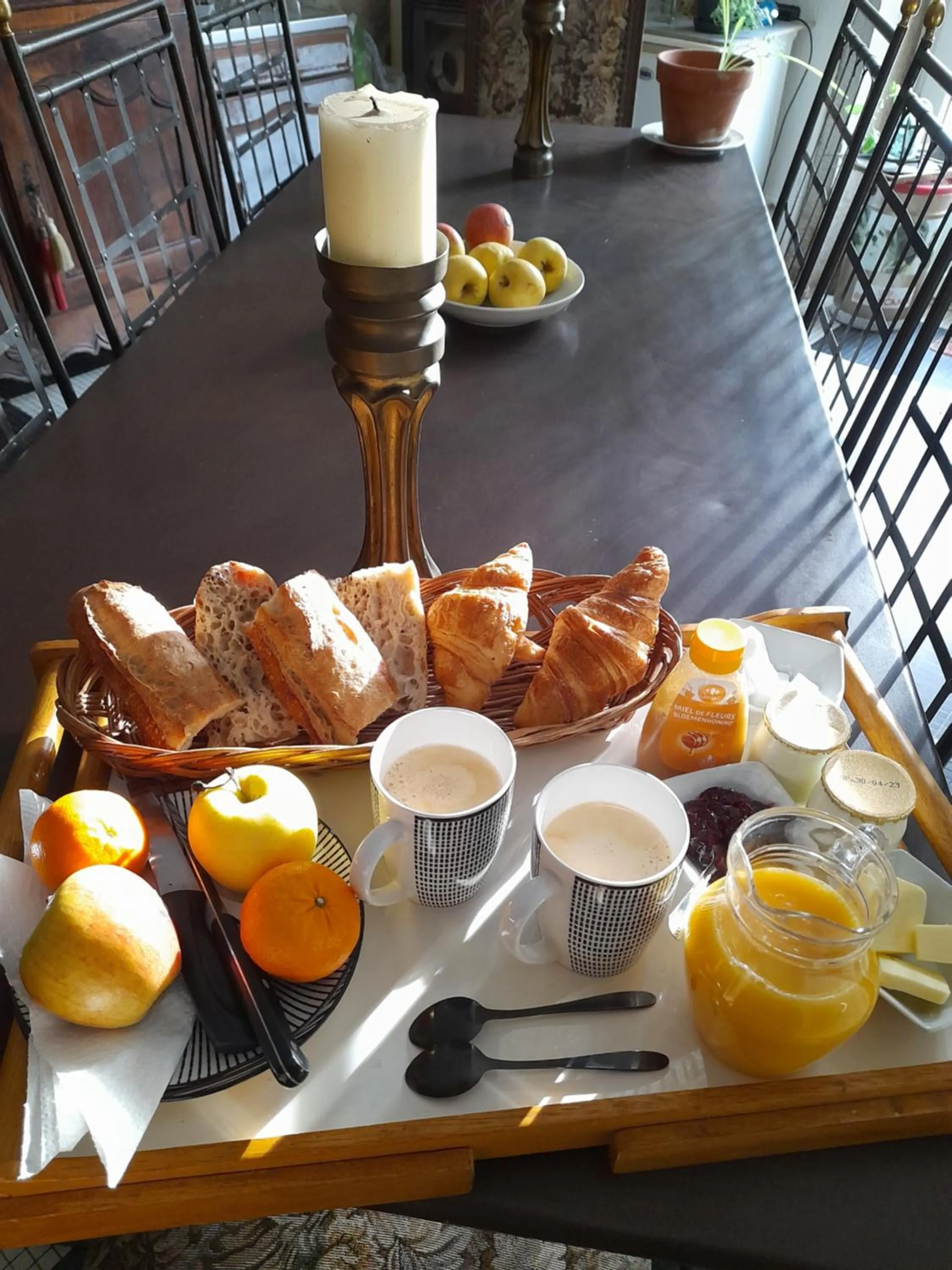 Breakfast in chambre du jura