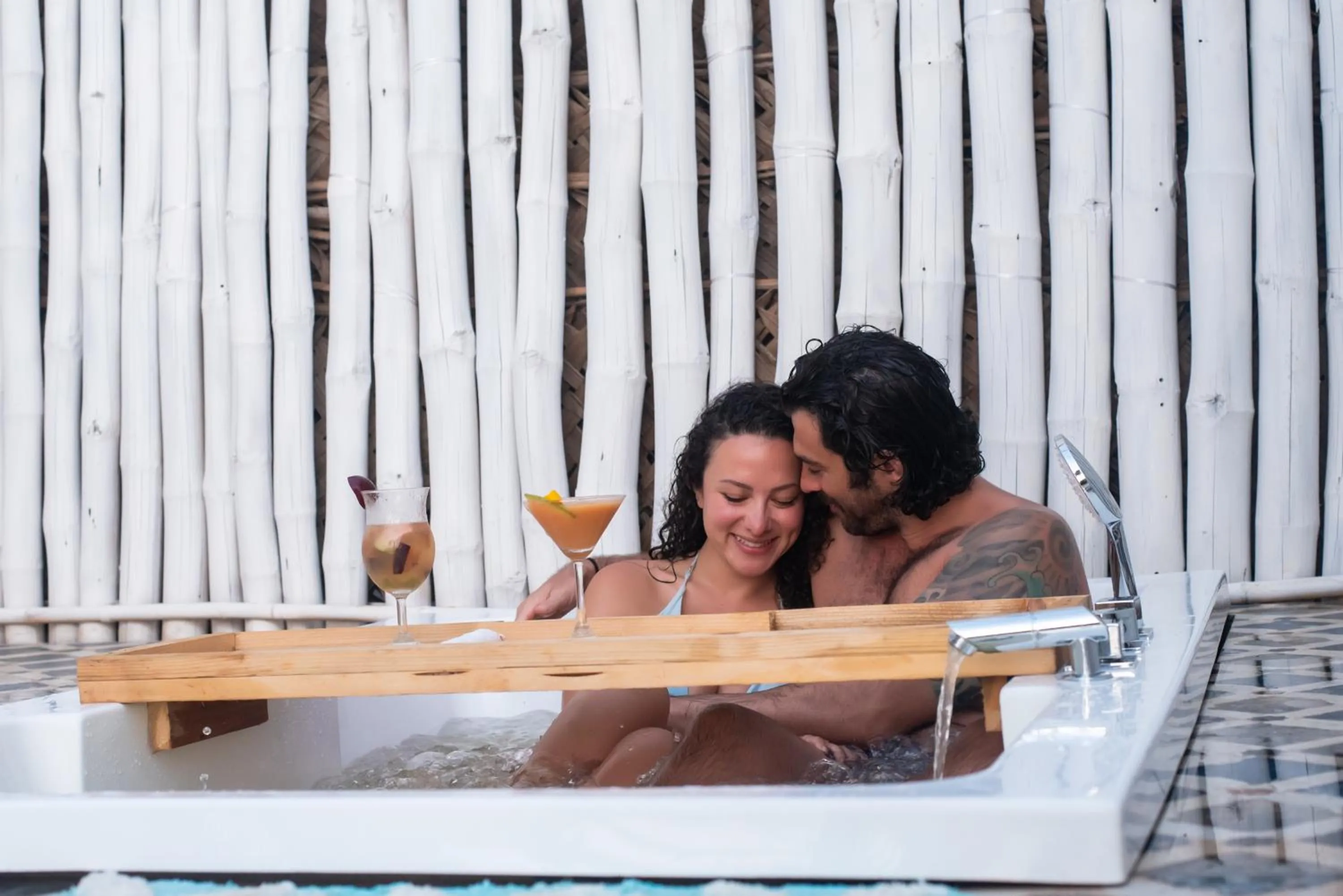 Bath in Obrigado by Craftels