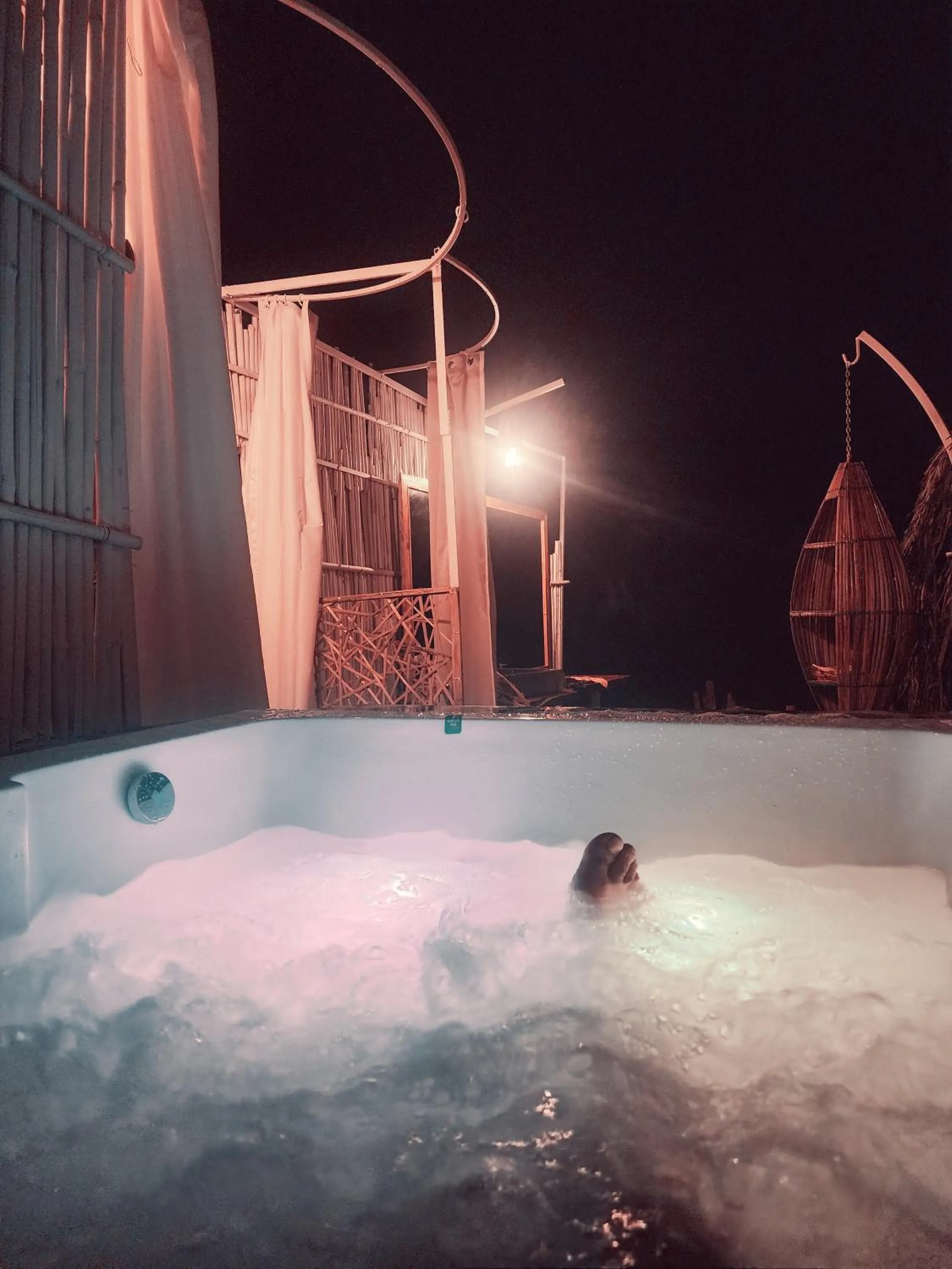 Night in Obrigado by Craftels