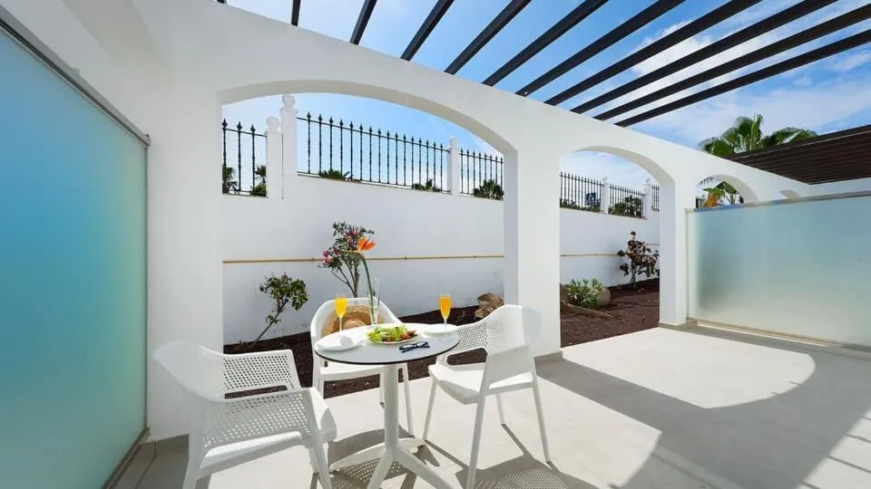 Balcony/Terrace in Broncemar Beach Suites