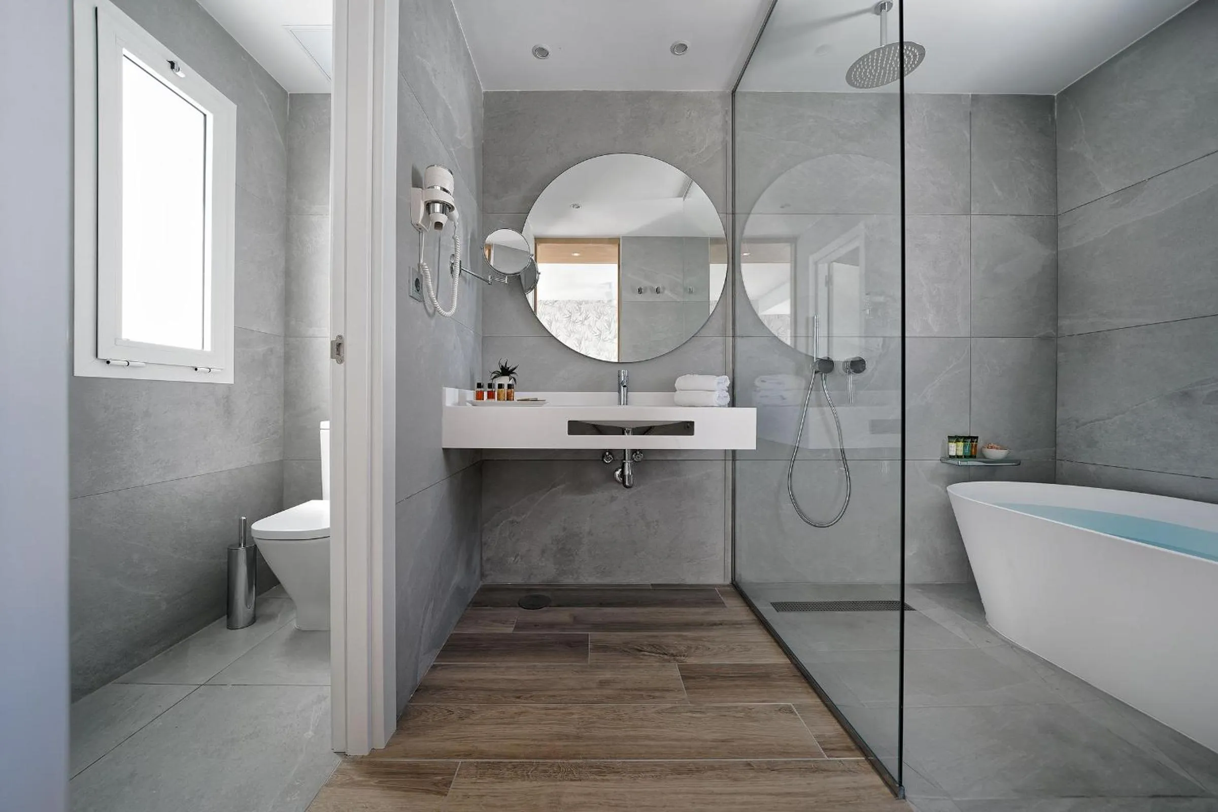 Bathroom in Broncemar Beach Suites