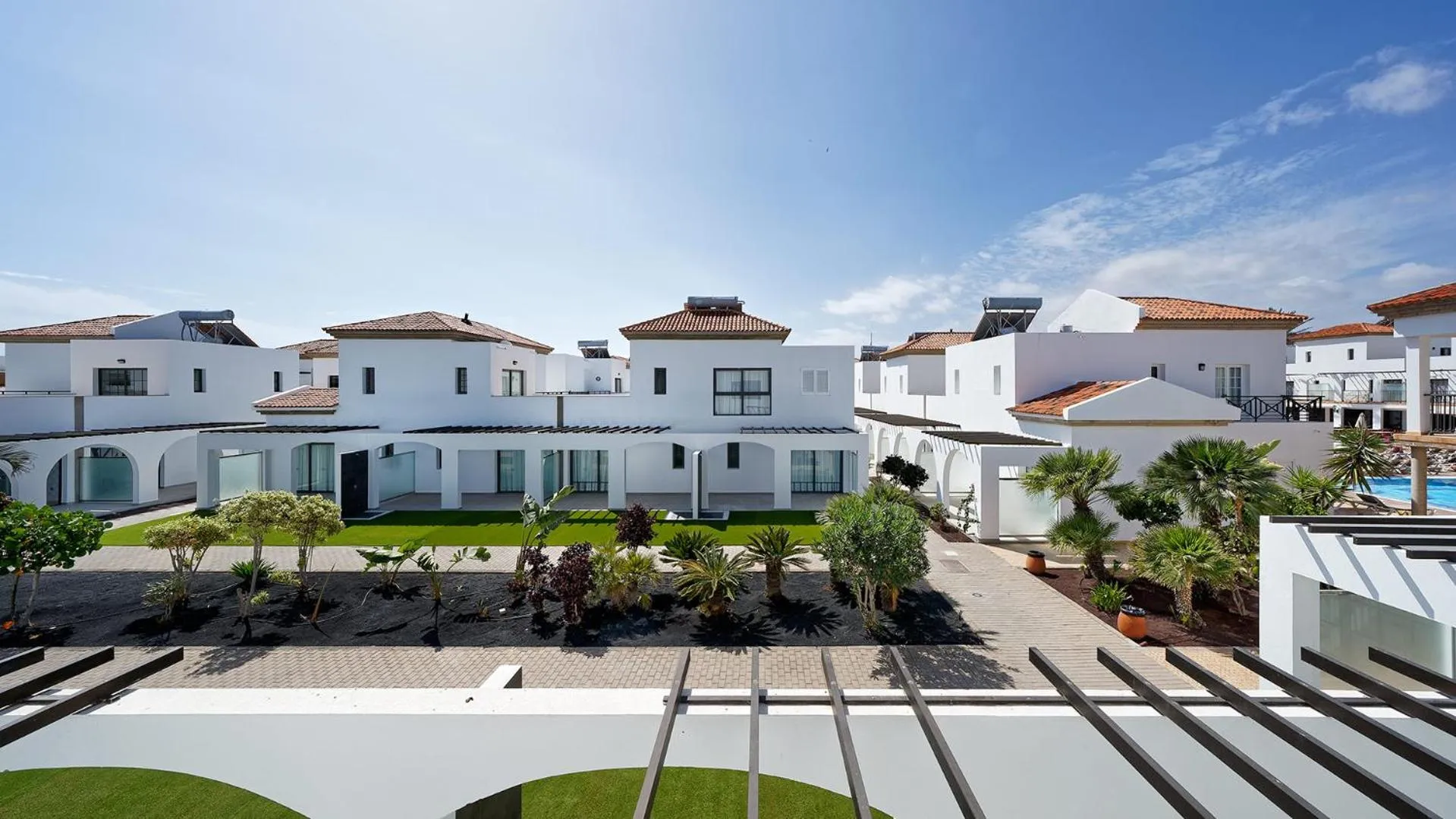 Broncemar Beach Suites