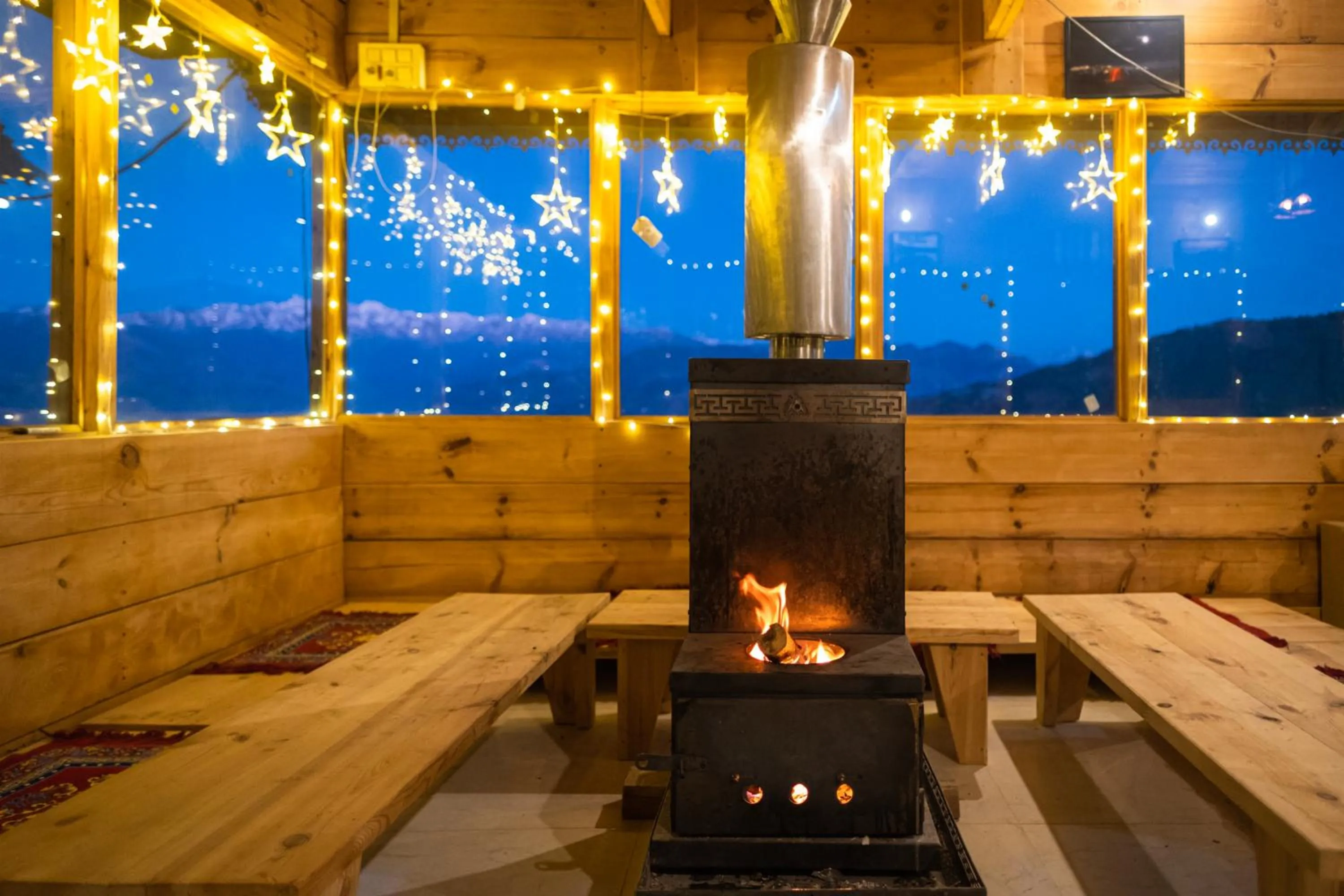 Restaurant/places to eat in Wolfandwoods