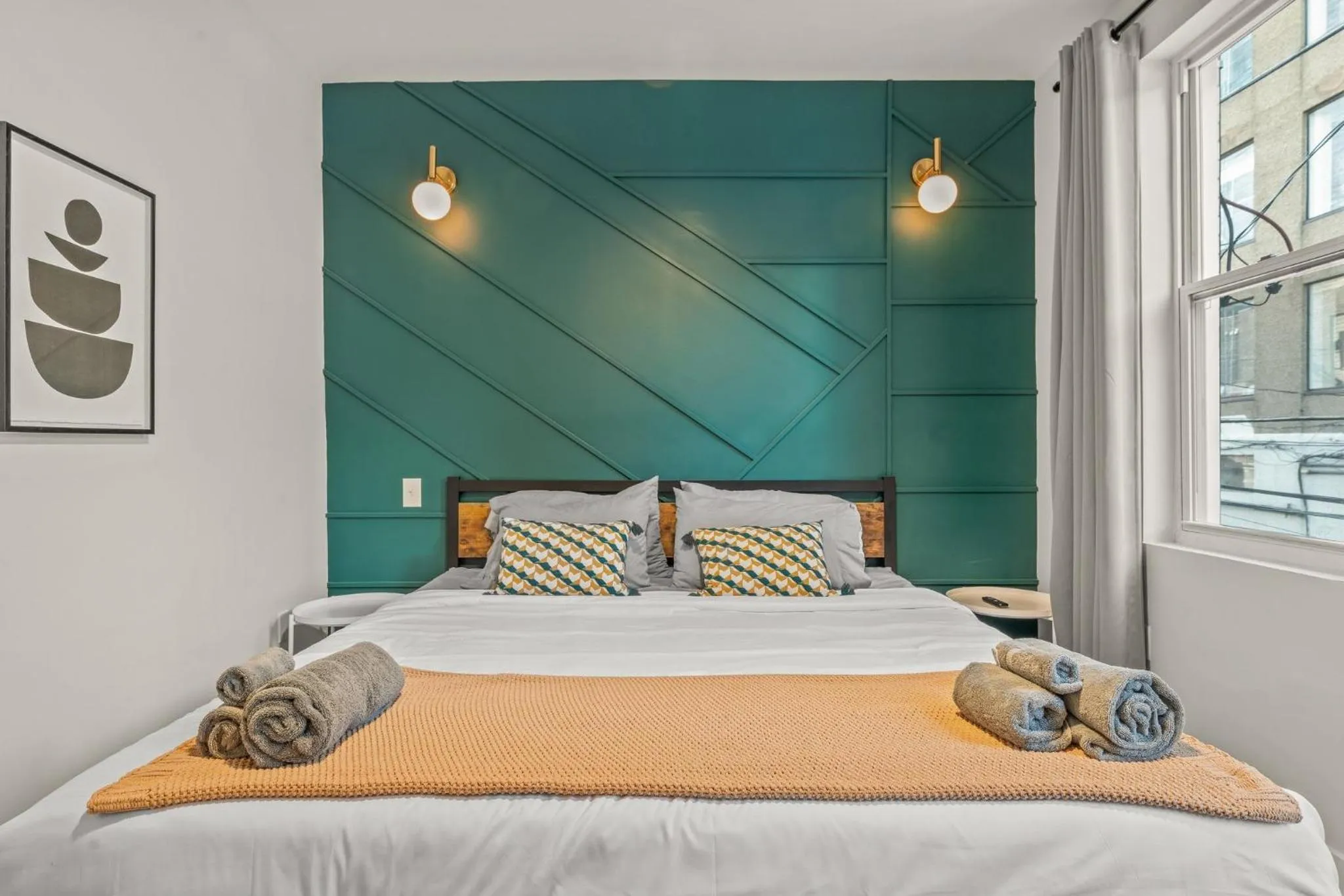 Bed in Kid-Friendly Fishtown Family Retreat with Game Room