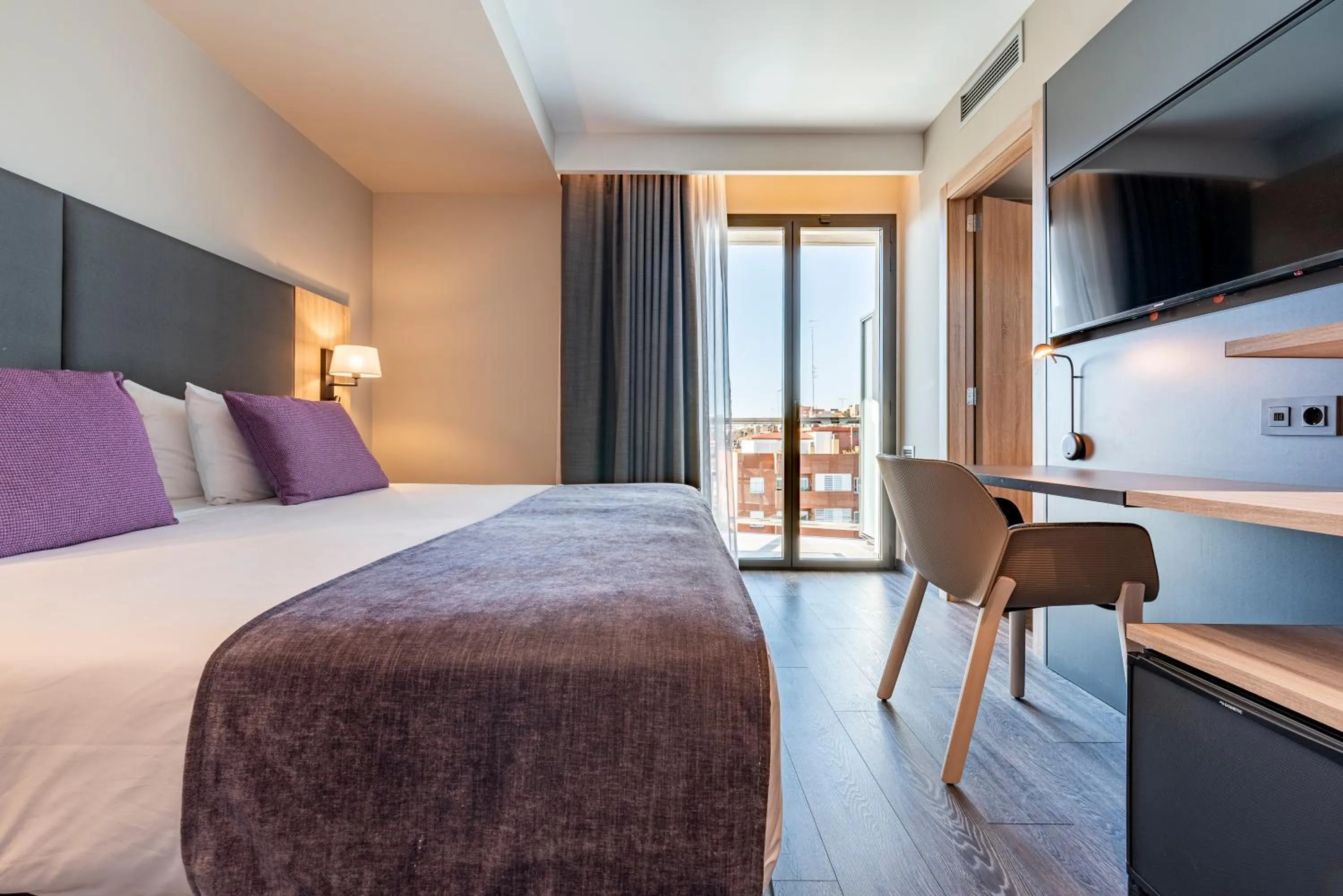 Bedroom, Bed in Astari