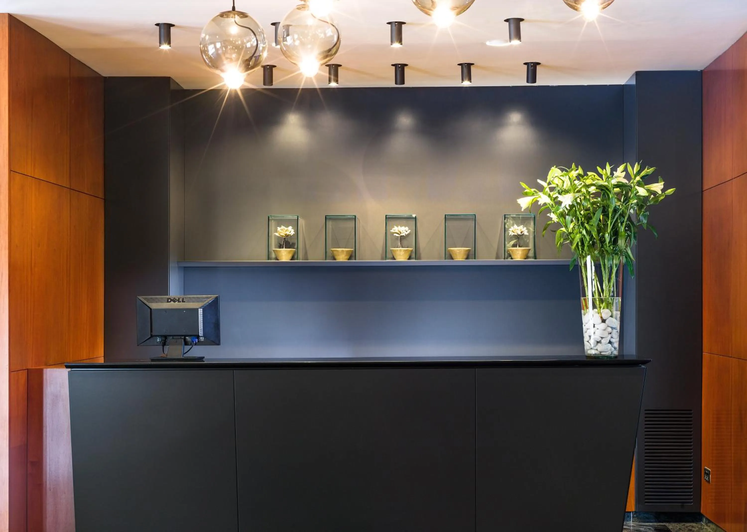 Lobby or reception in Astari