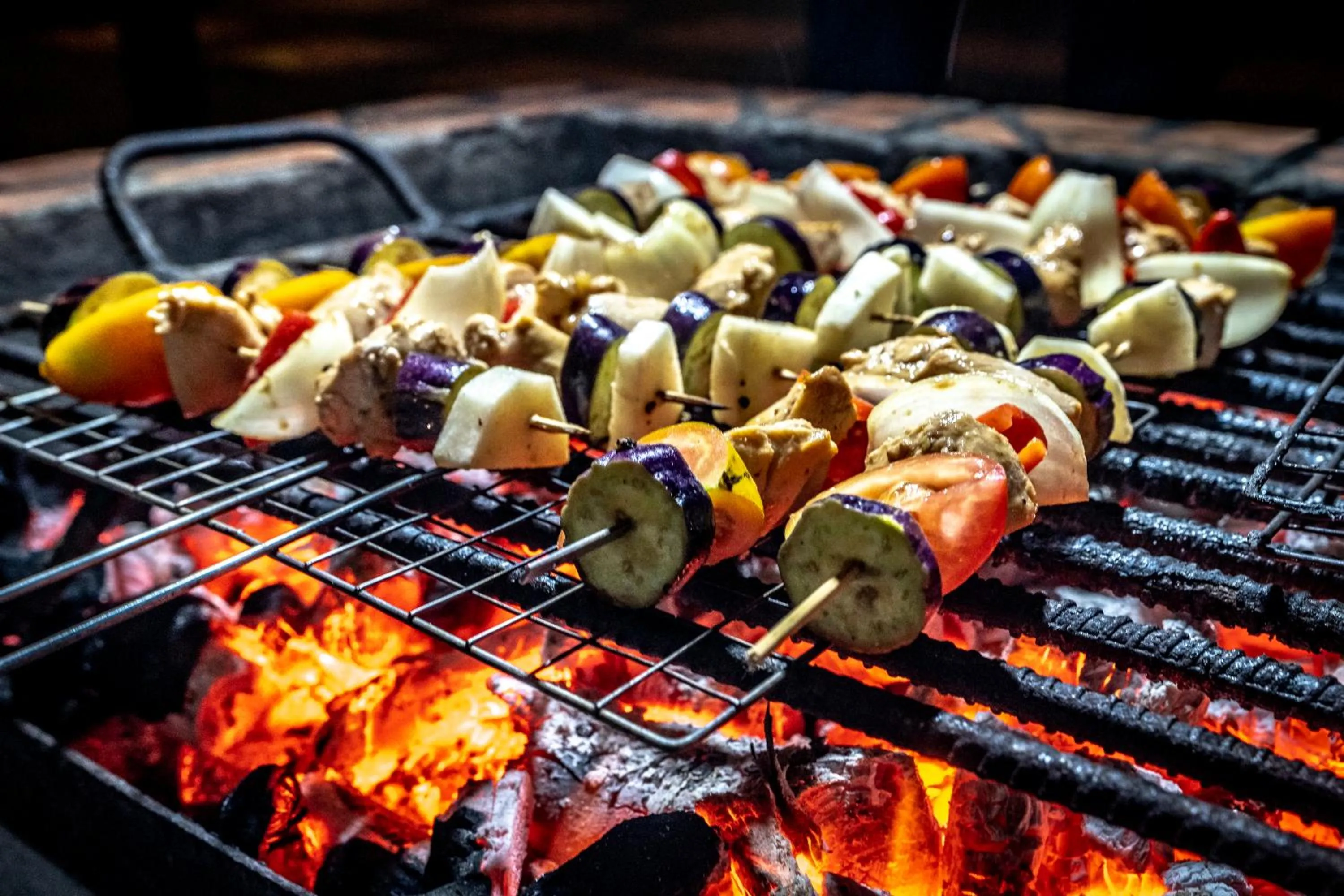 Restaurant/places to eat in Island View Beachfront Resort