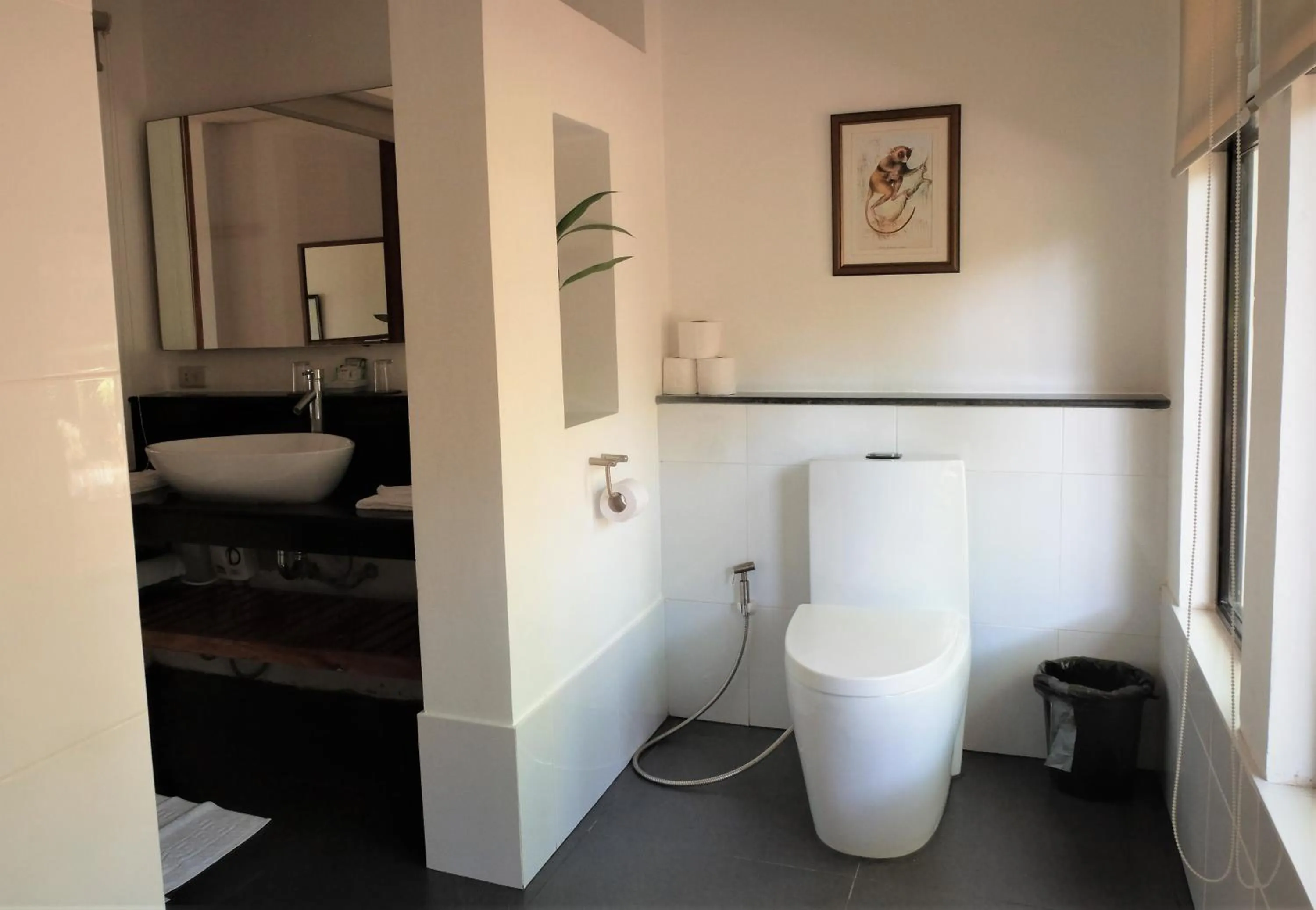 Toilet in Island View Beachfront Resort