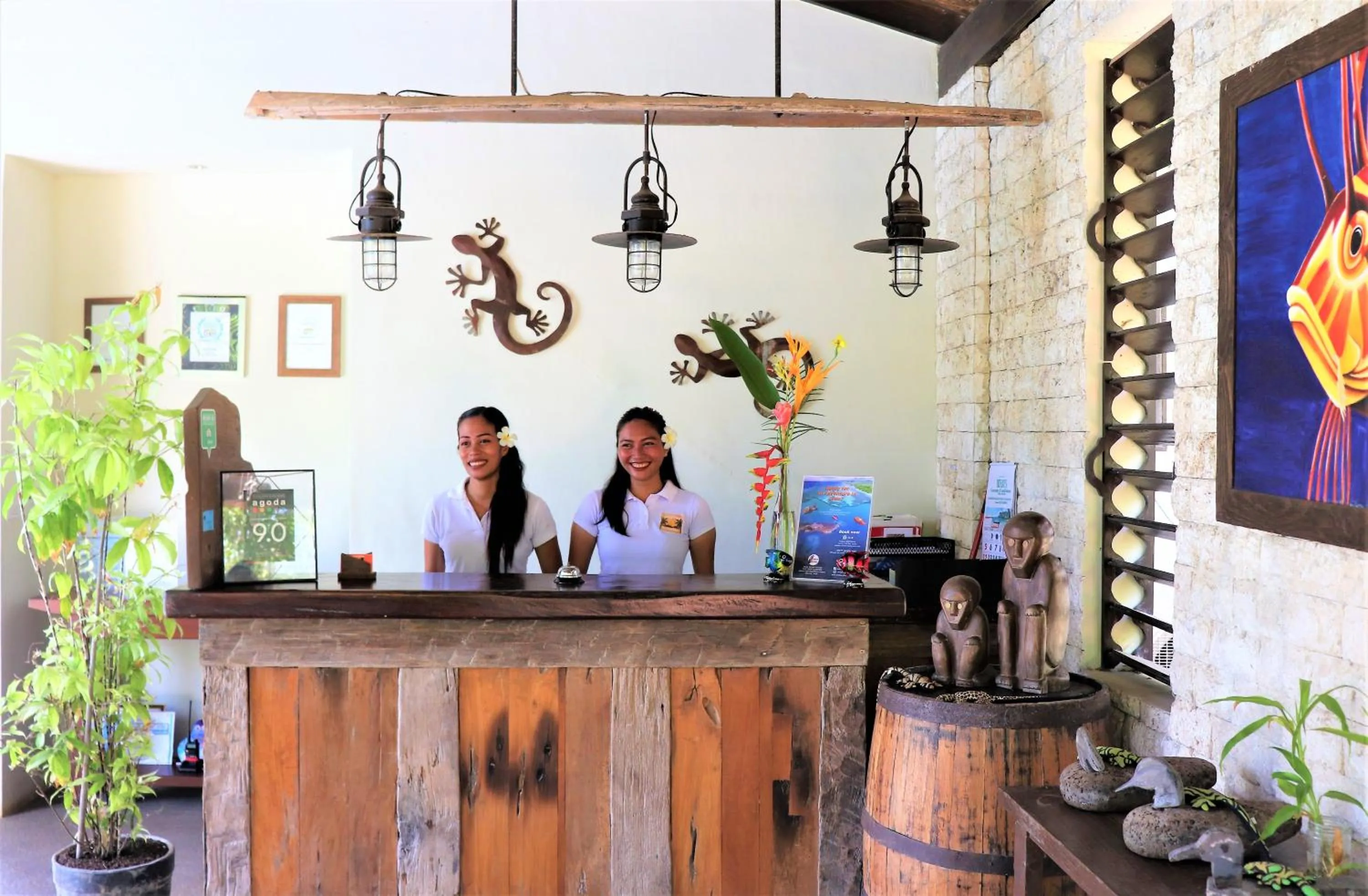 Lobby or reception in Island View Beachfront Resort