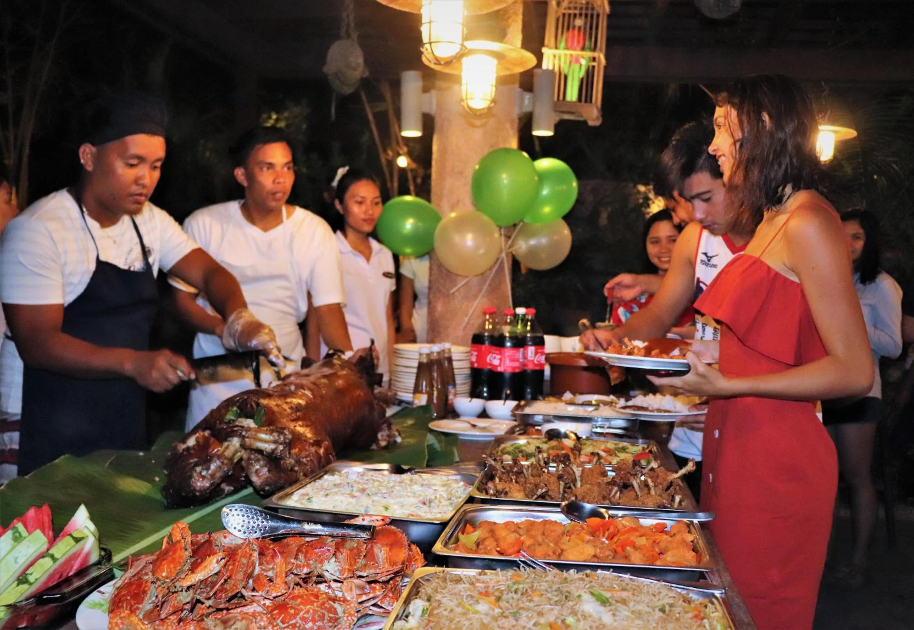 Restaurant/places to eat in Island View Beachfront Resort