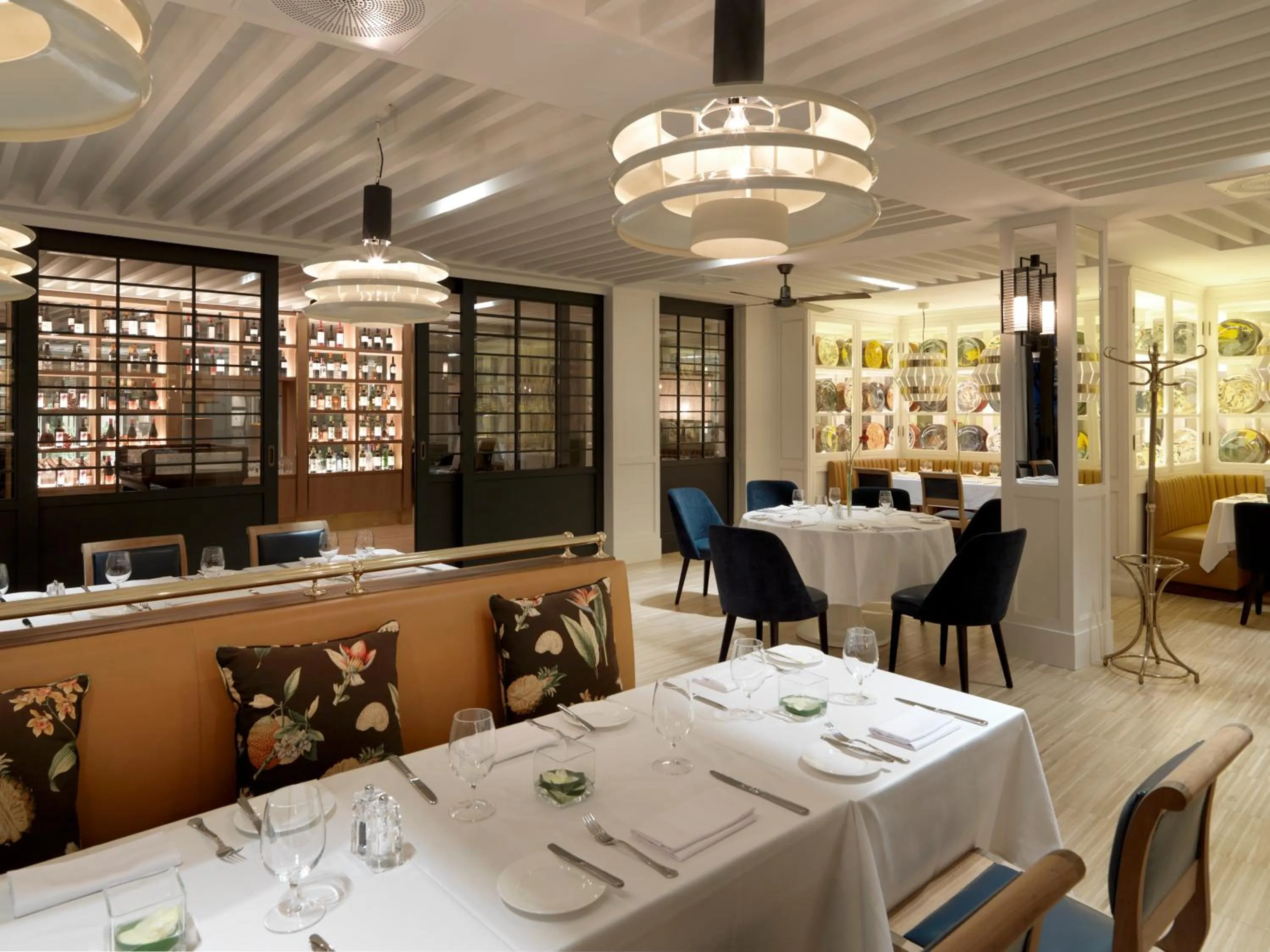 Restaurant/places to eat in Hotel Camiral - The Leading Hotels of the World