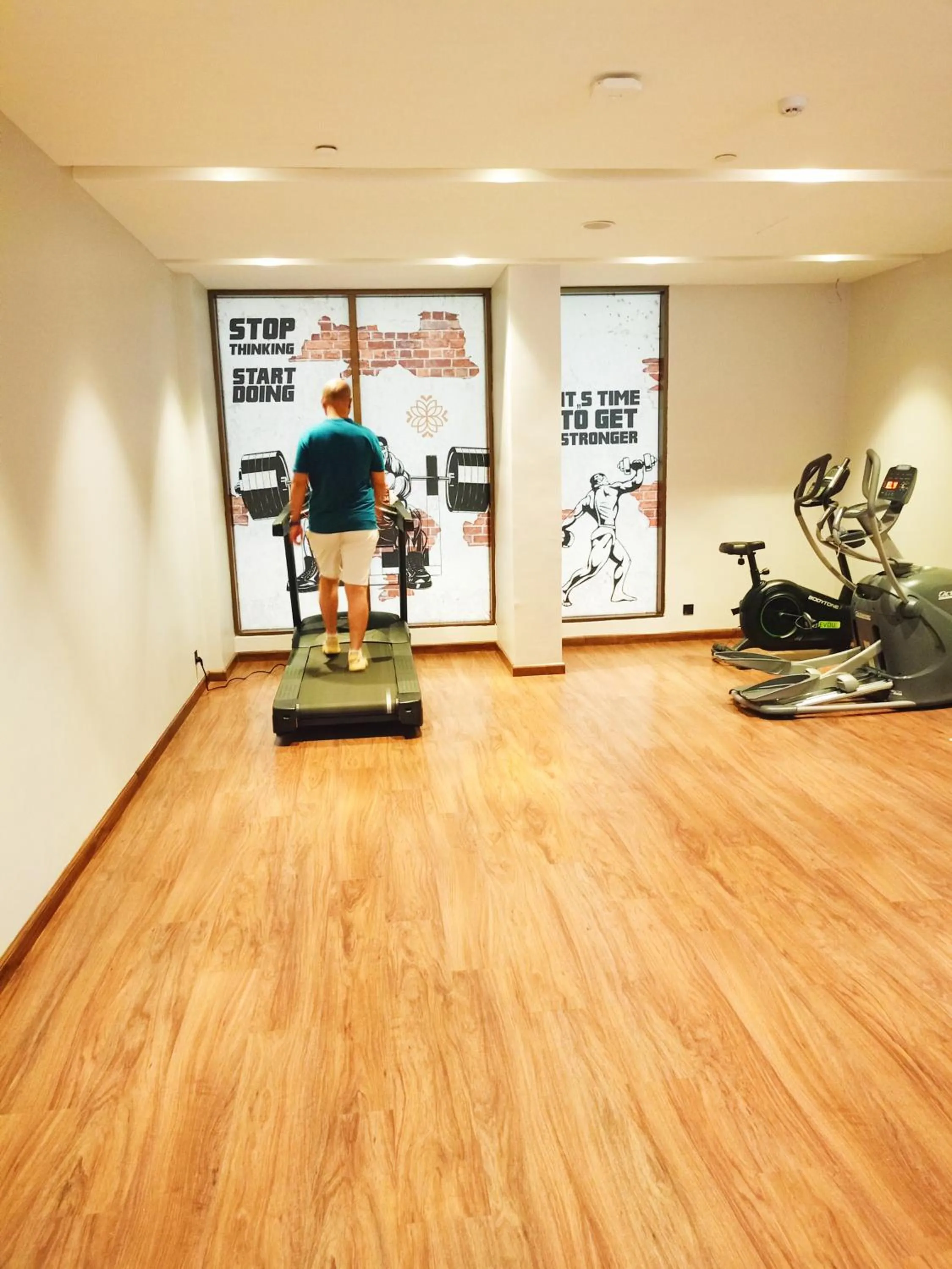 Fitness centre/facilities in Jasmine Garden Hotel