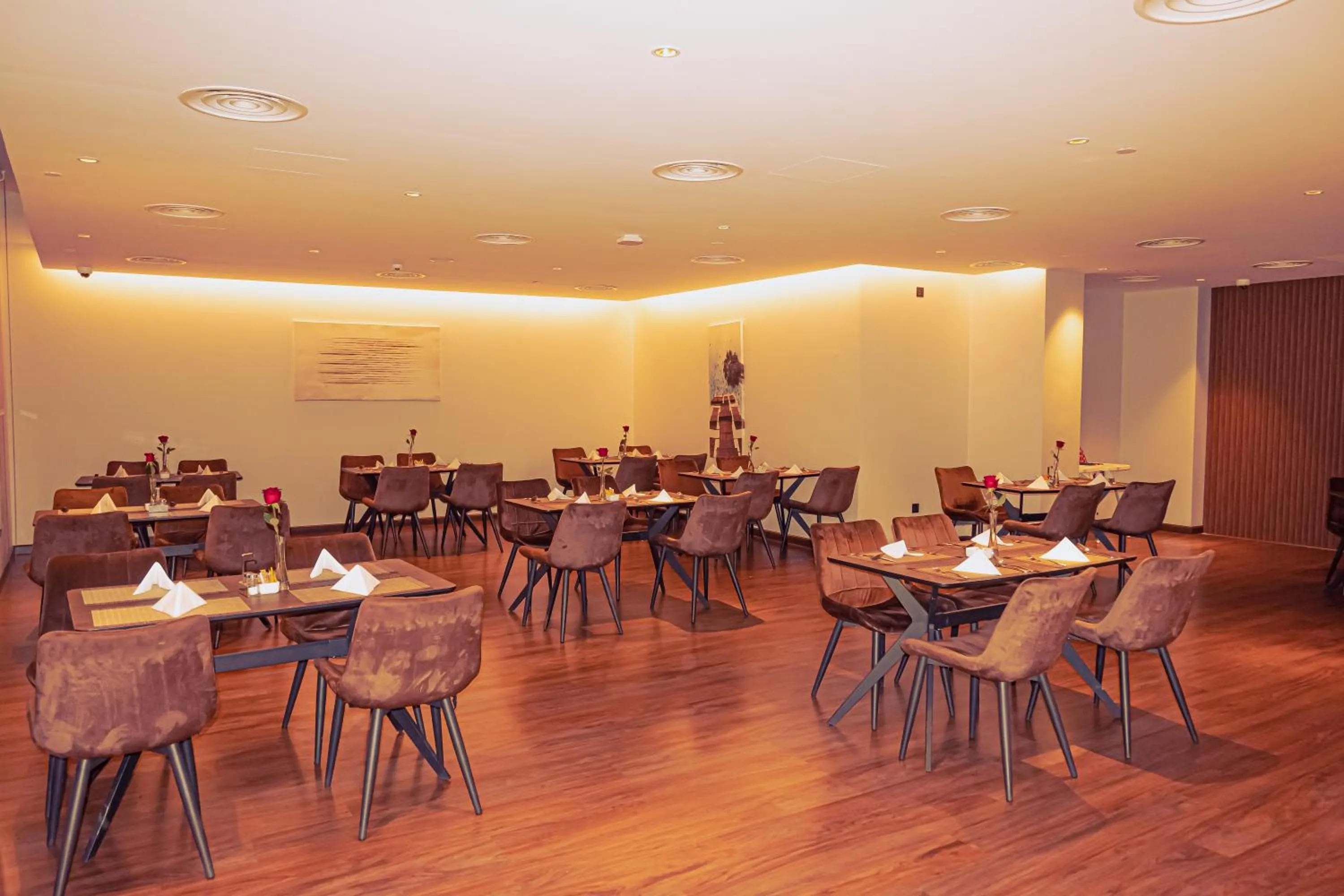 Restaurant/places to eat in Jasmine Garden Hotel