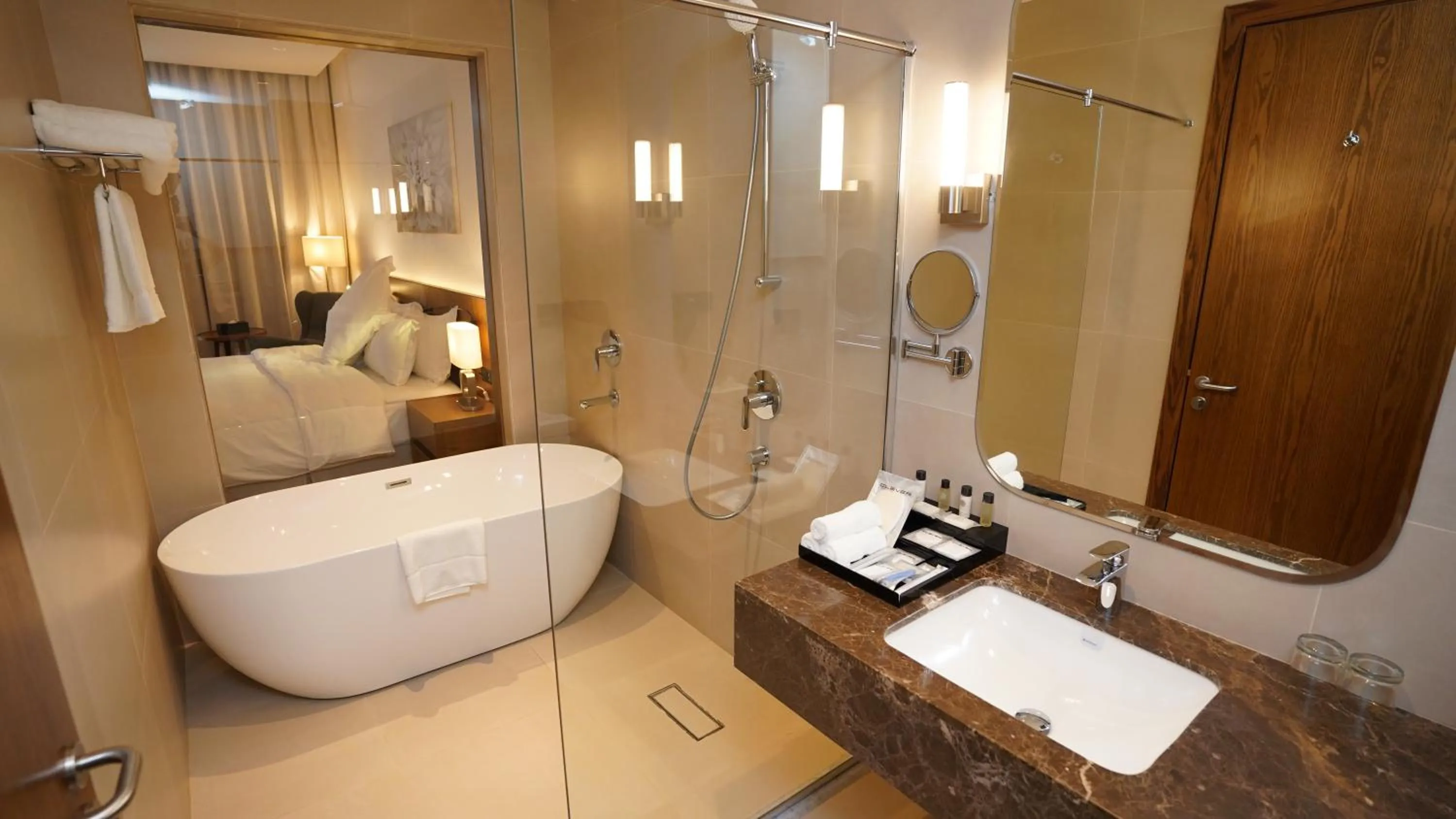 Shower, Bed in Jasmine Garden Hotel