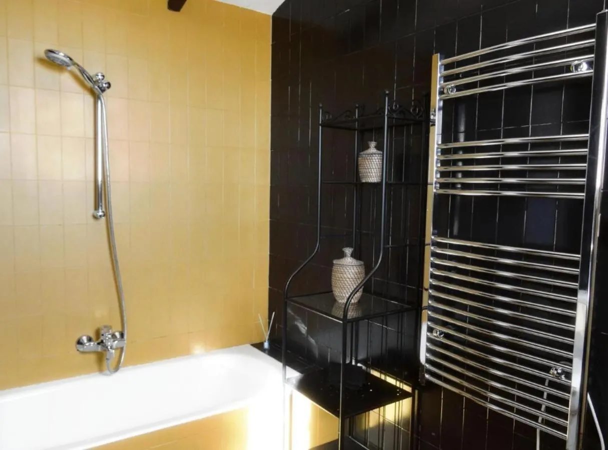 Shower in La Morada