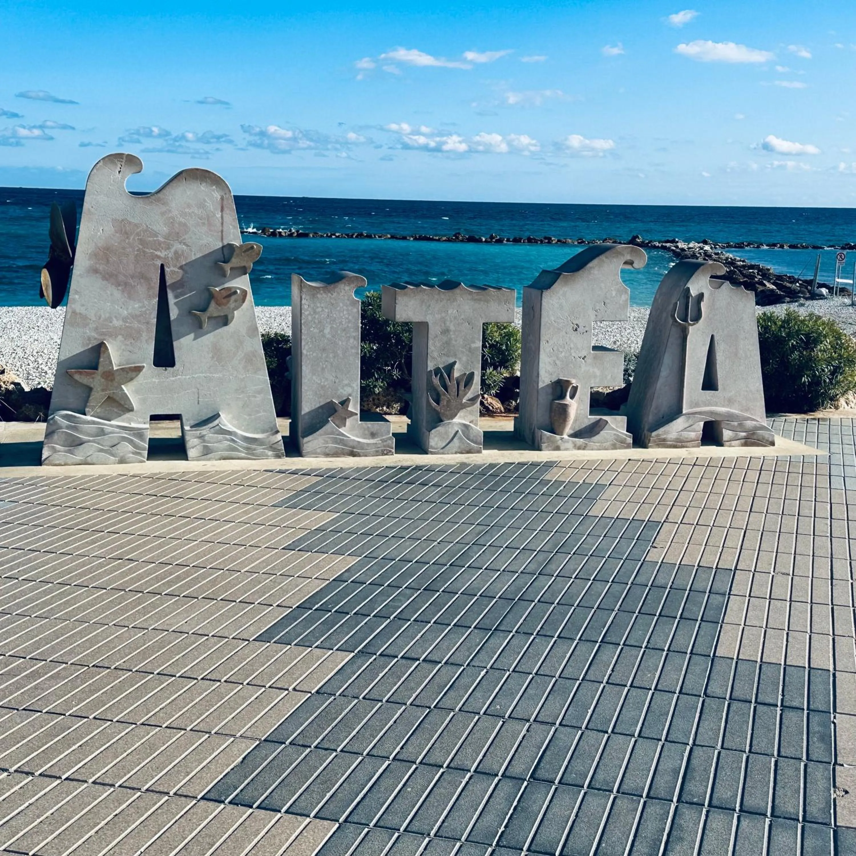Nearby landmark in La Morada