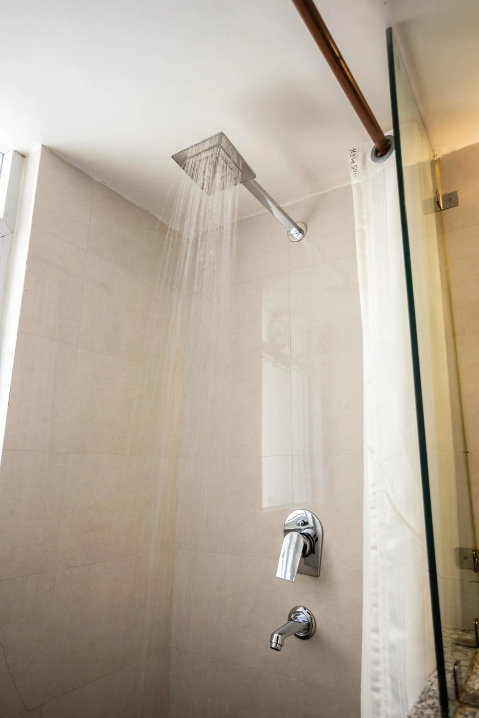 Shower in Magnificent Hotel