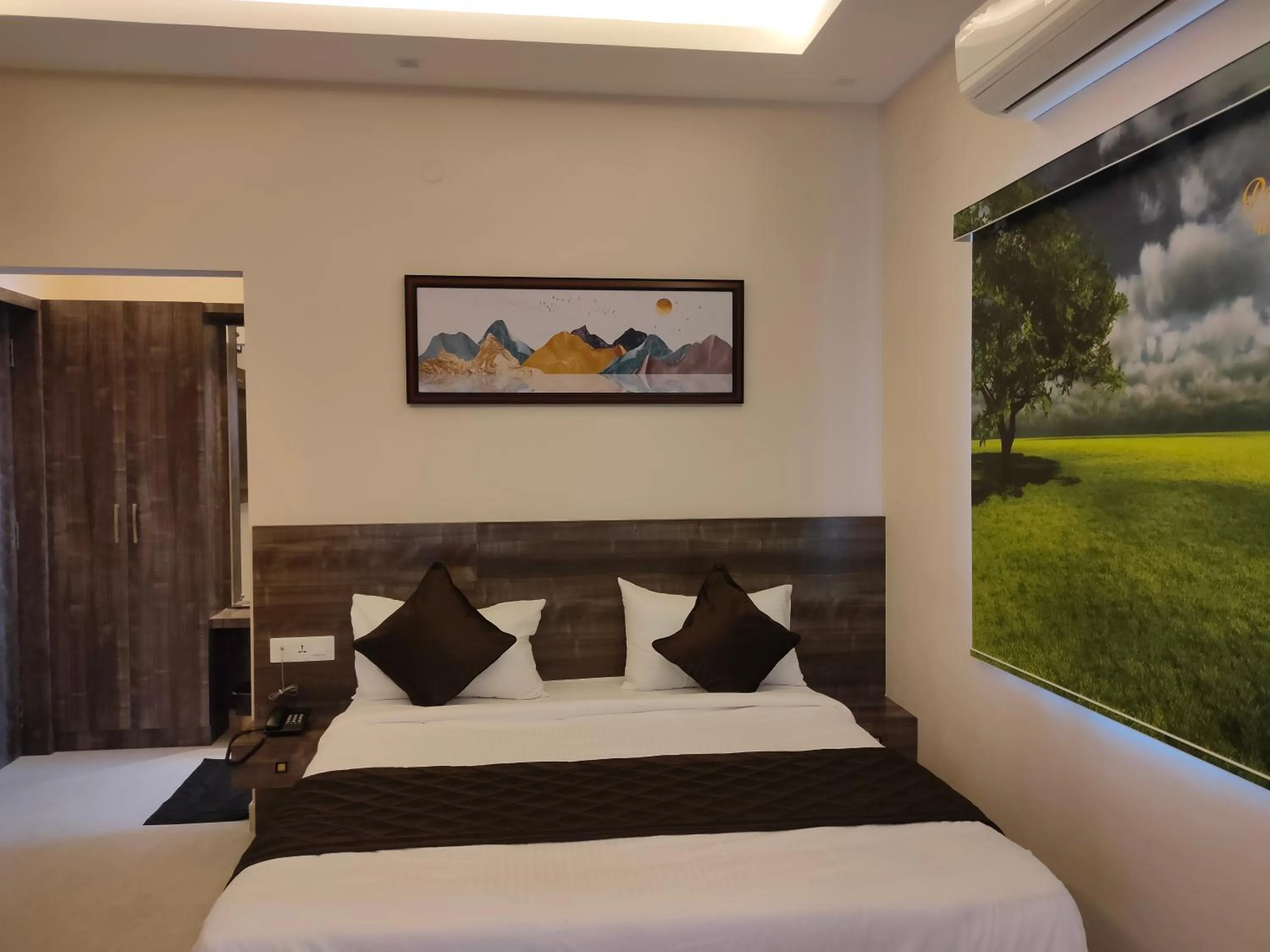 Bedroom, Bed in Dass Paradise Hotel