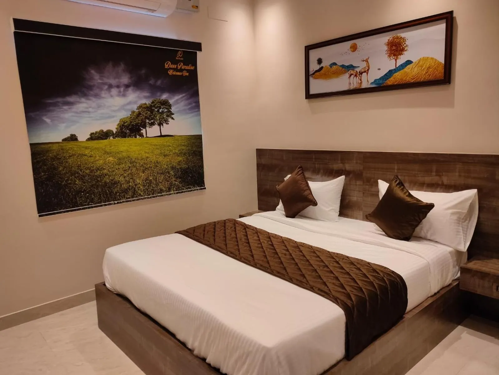 Bedroom, Bed in Dass Paradise Hotel