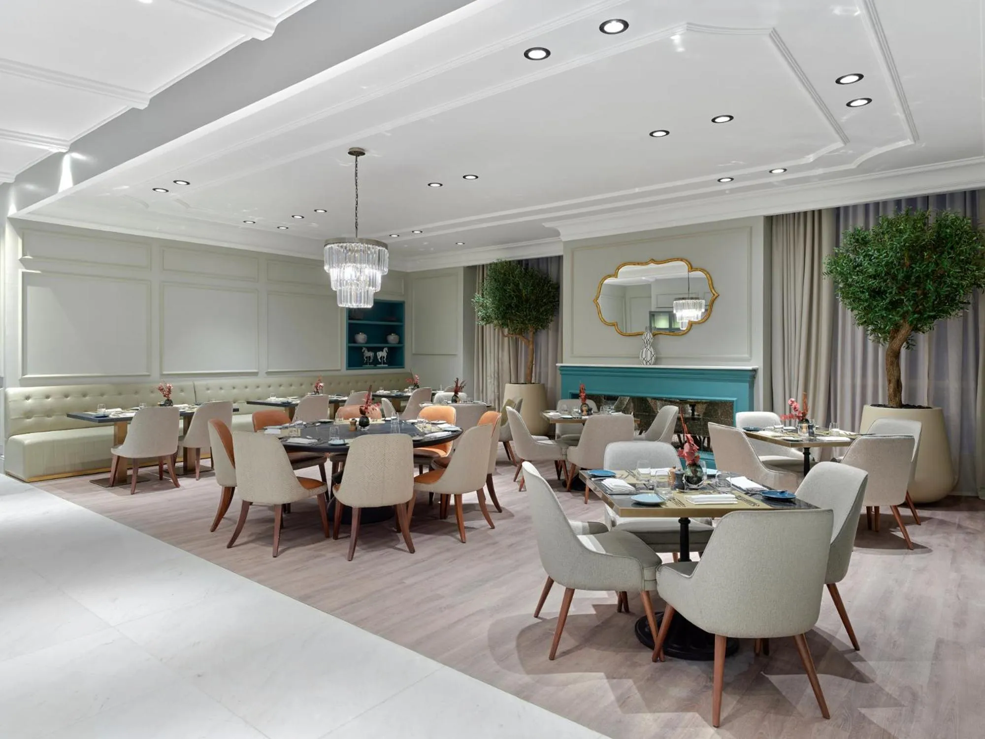 Restaurant/places to eat in Address Jabal Omar Makkah