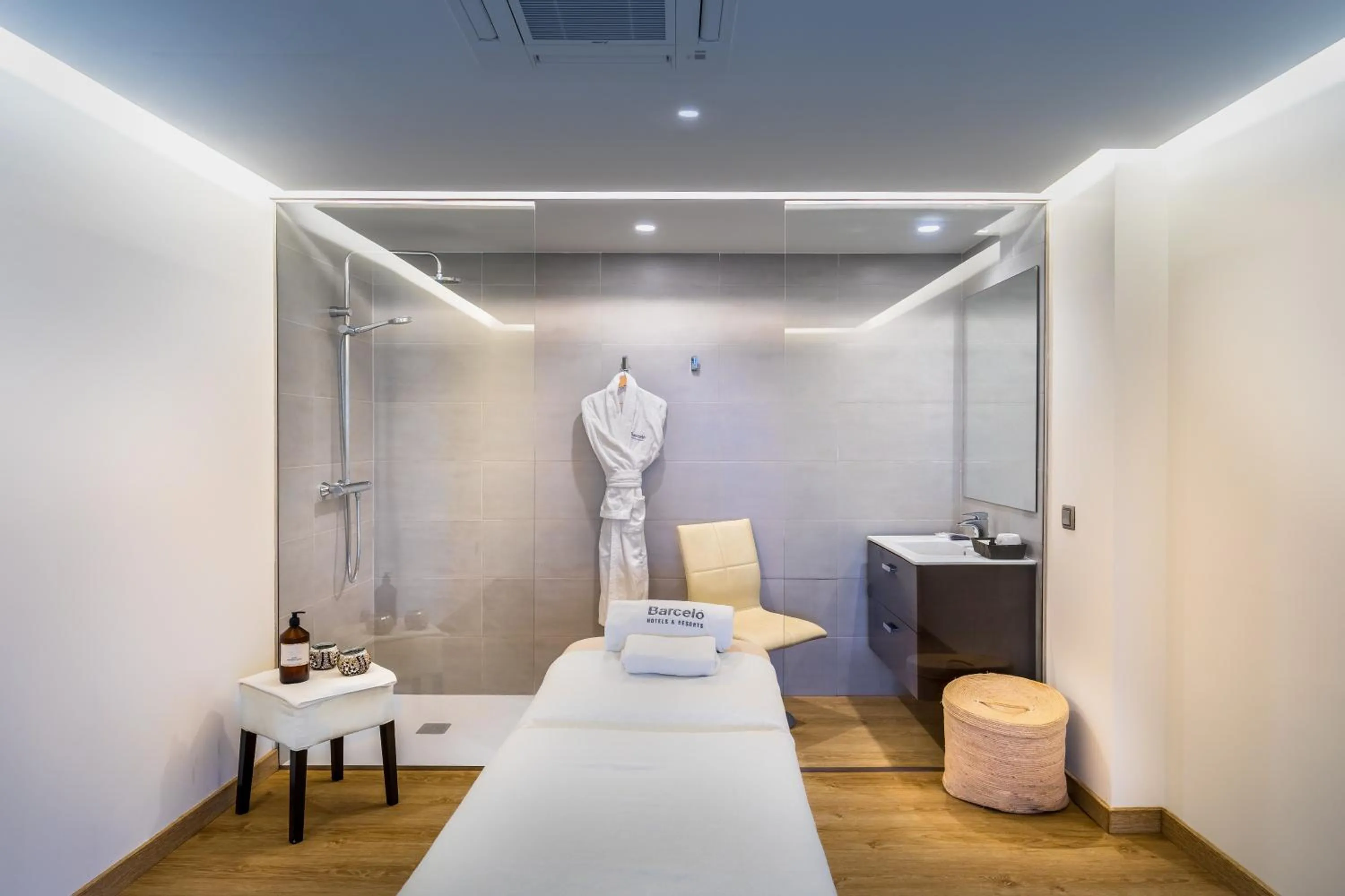 Massage in Barceló Granada Congress